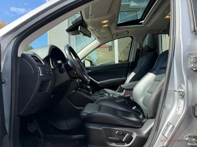 Mazda CX-5 view 8
