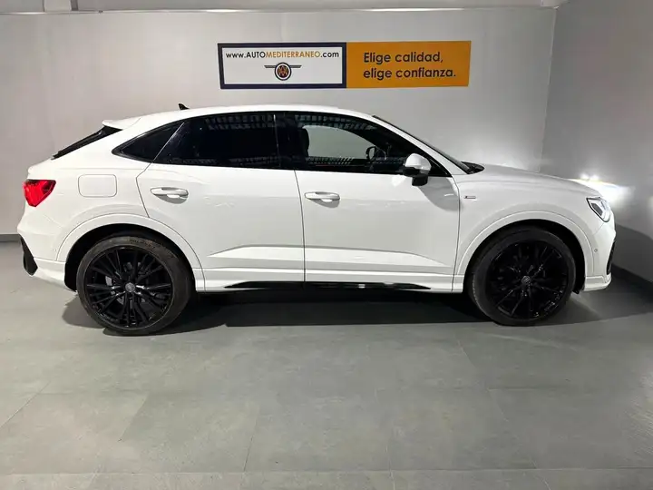 Audi Q3 S line 35 TDI 2021, foto 5