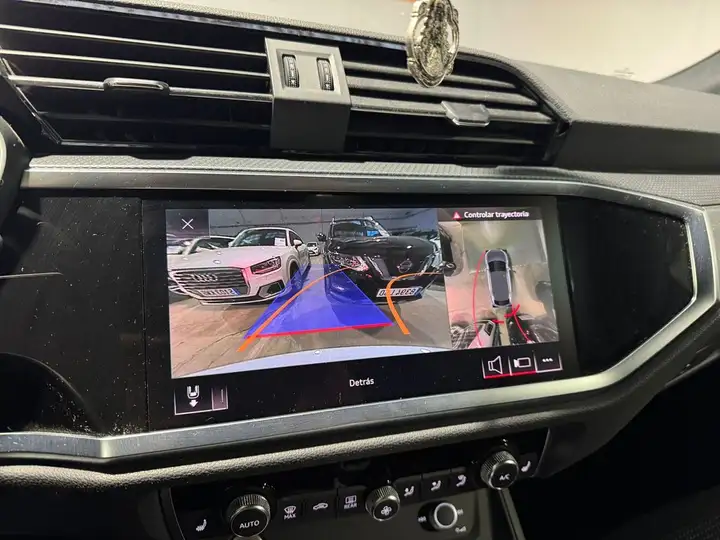 Audi Q3 S line 35 TDI 2021, foto 25