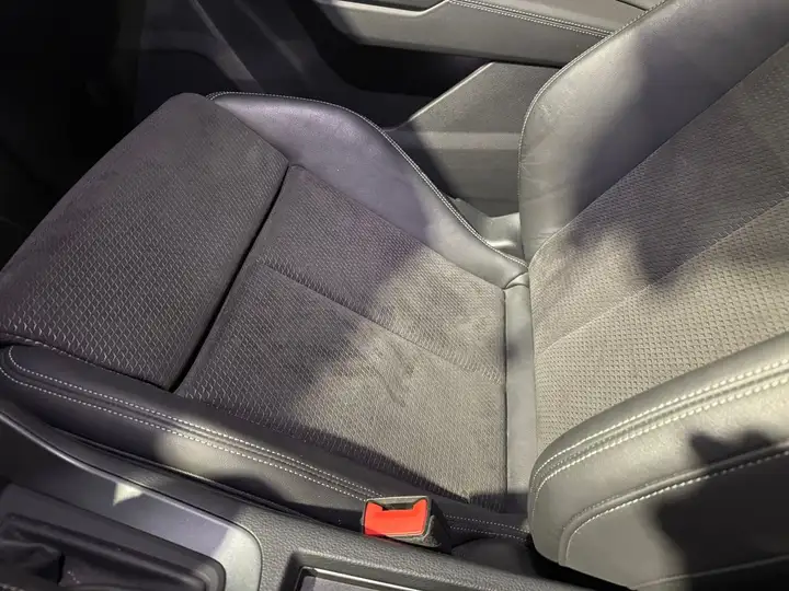 Audi Q3 S line 35 TDI 2021, foto 28