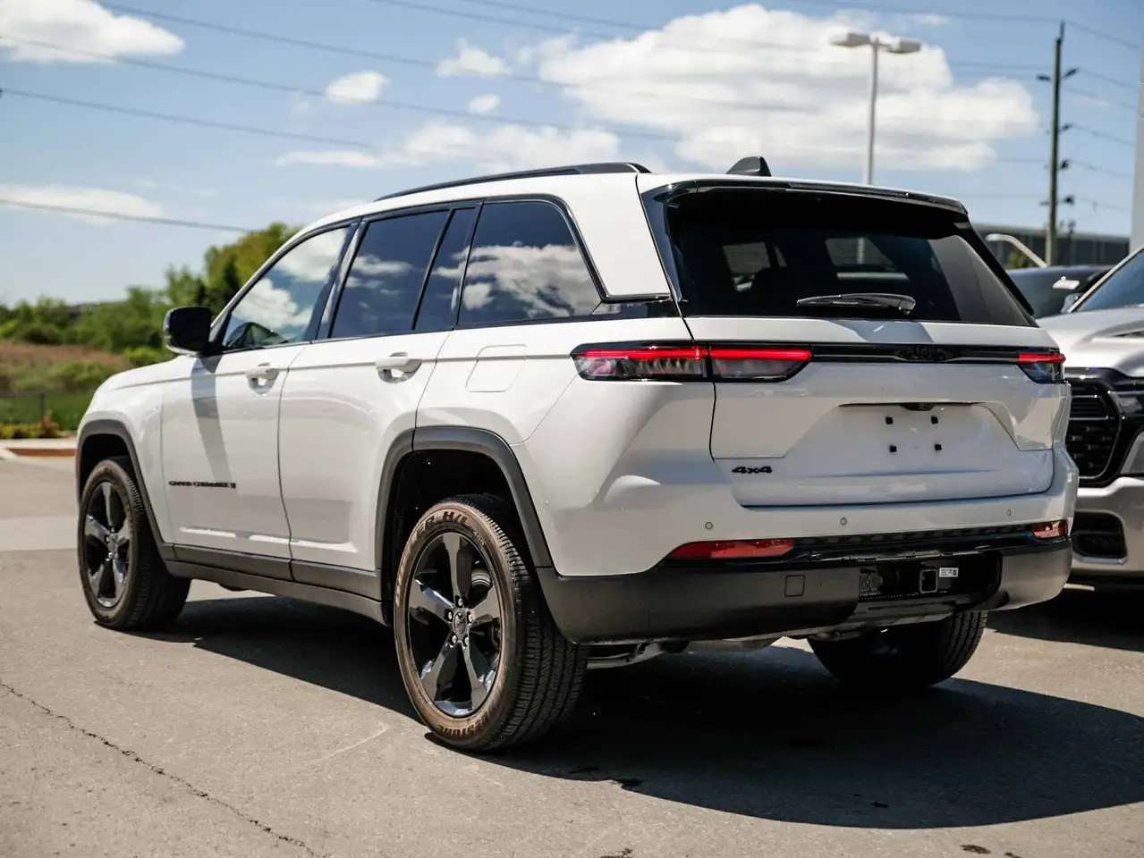 Jeep Grand Cherokee снимка Jeep Grand Cherokee