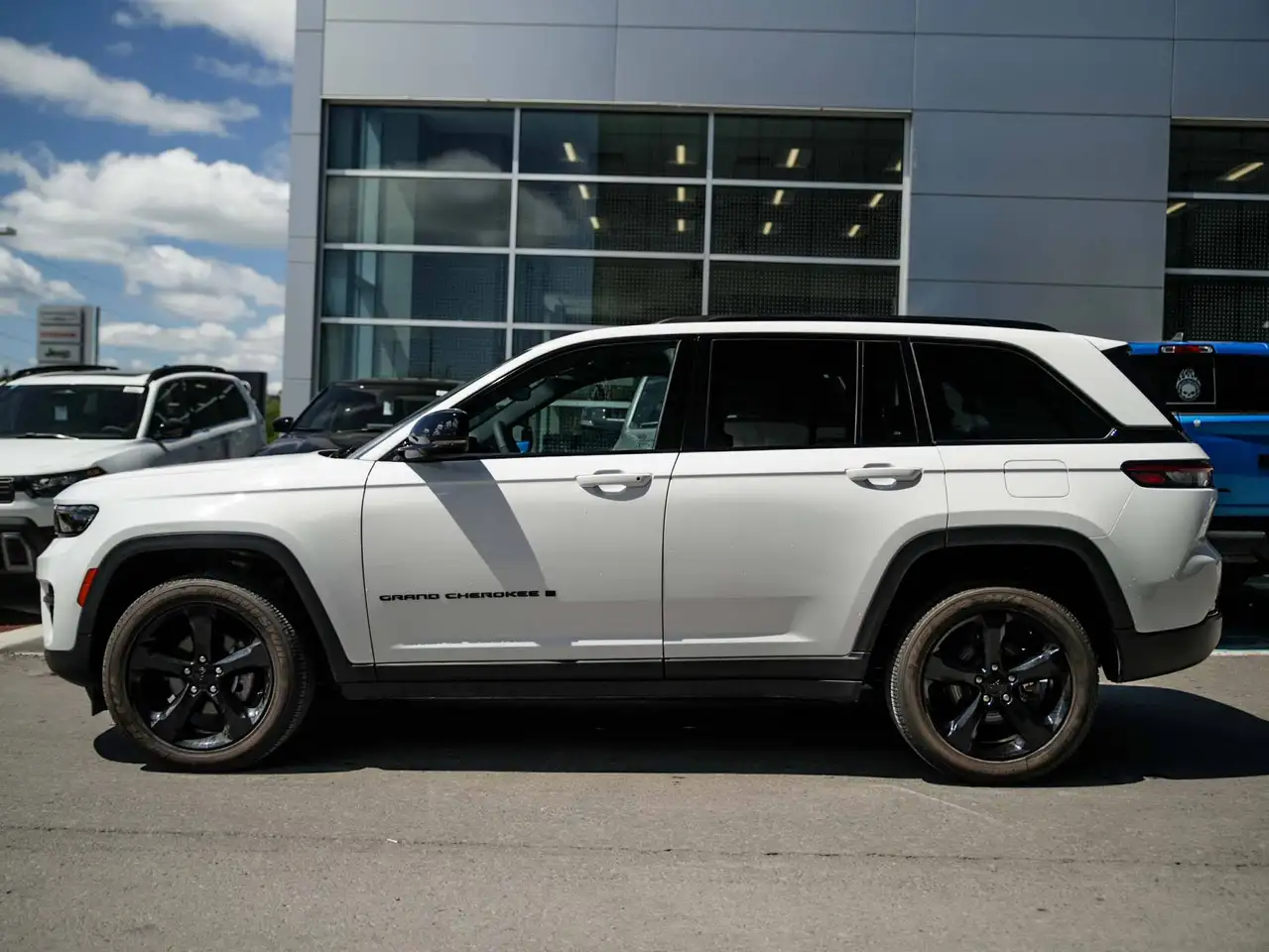Jeep Grand Cherokee снимка Jeep Grand Cherokee