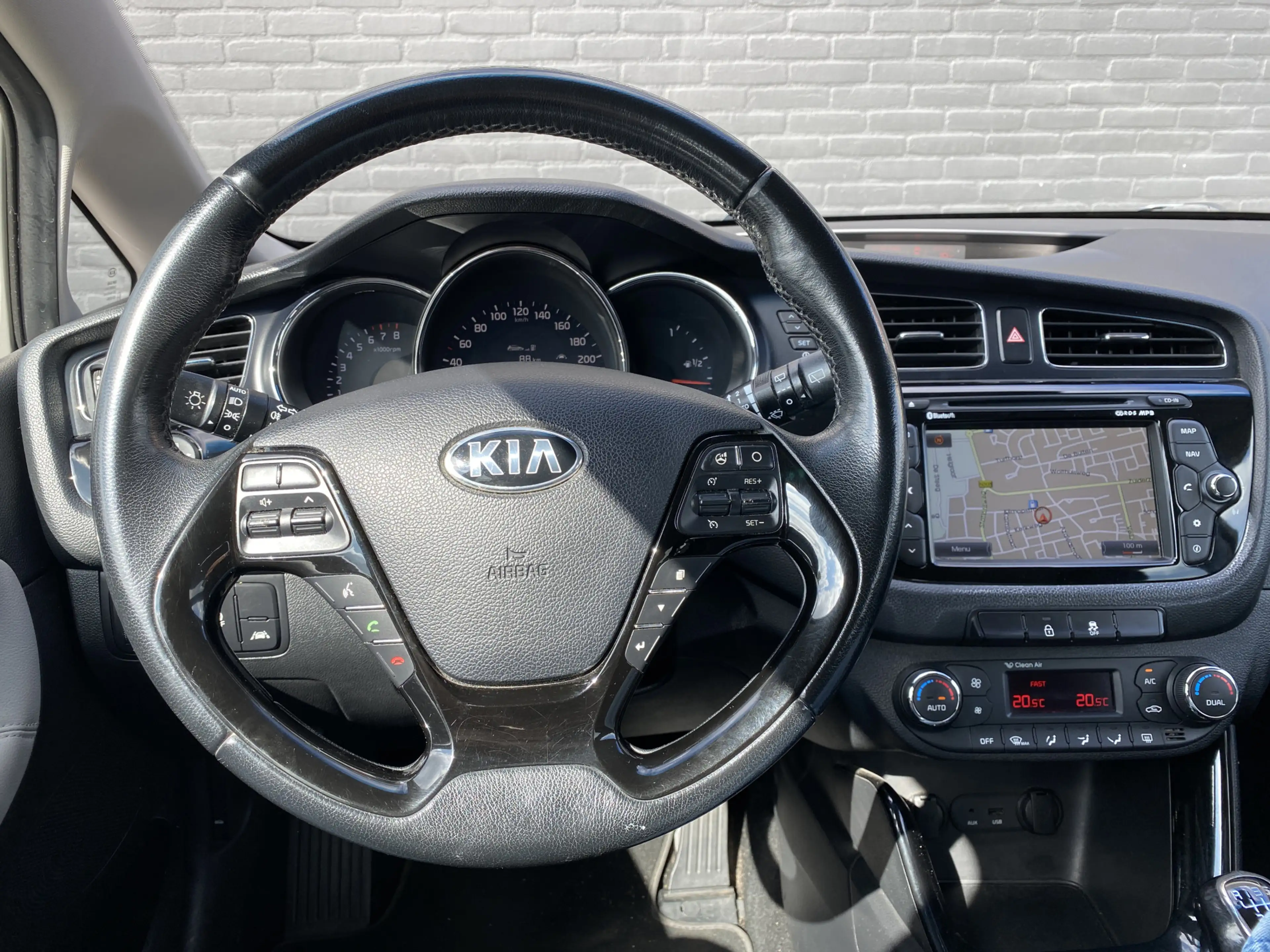 Kia Ceed / cee'd 1.6 GDI Super Pack 136 pk | navigatie | trekhaak | — photo 22