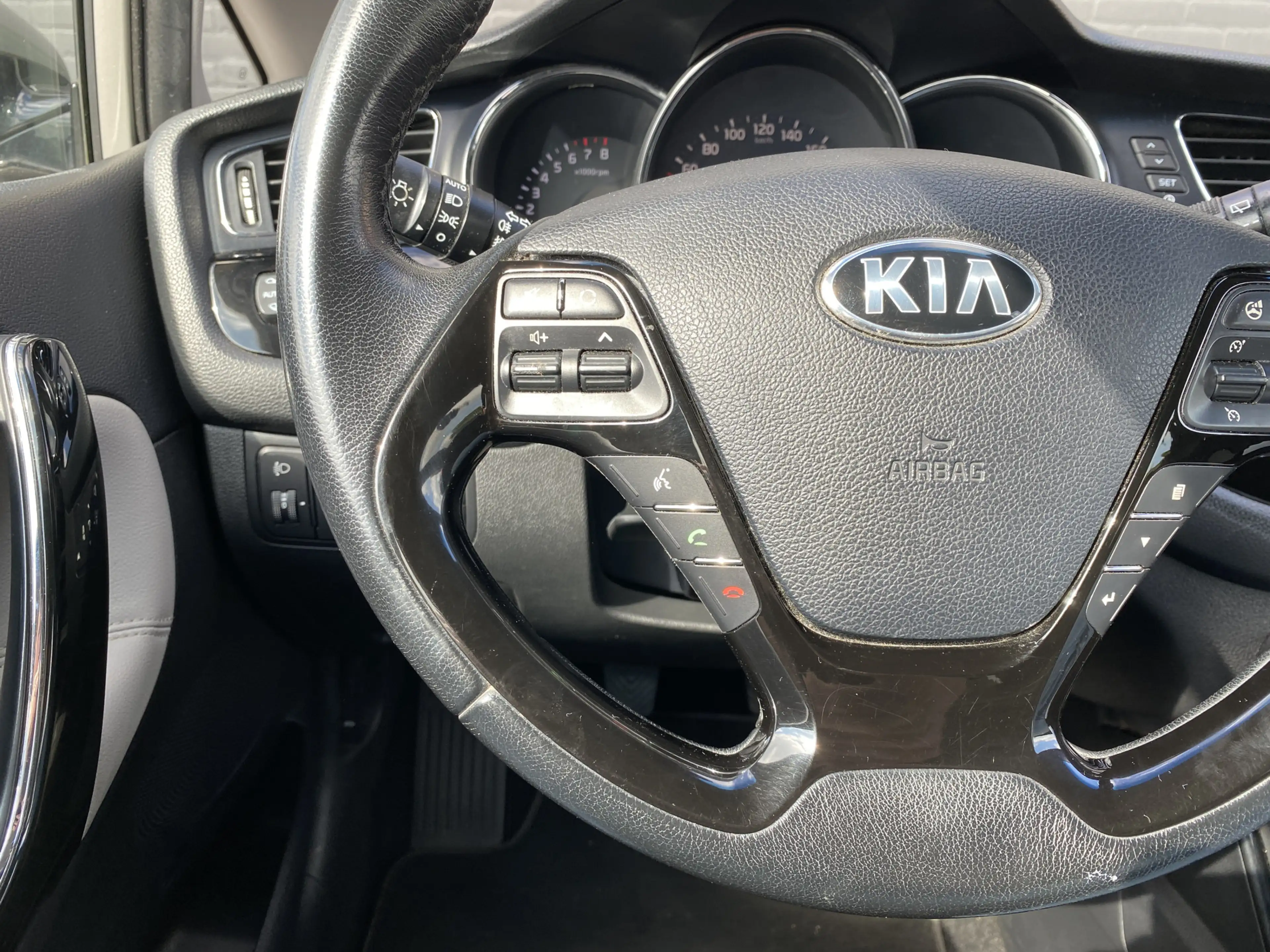 Kia Ceed / cee'd 1.6 GDI Super Pack 136 pk | navigatie | trekhaak | — photo 27