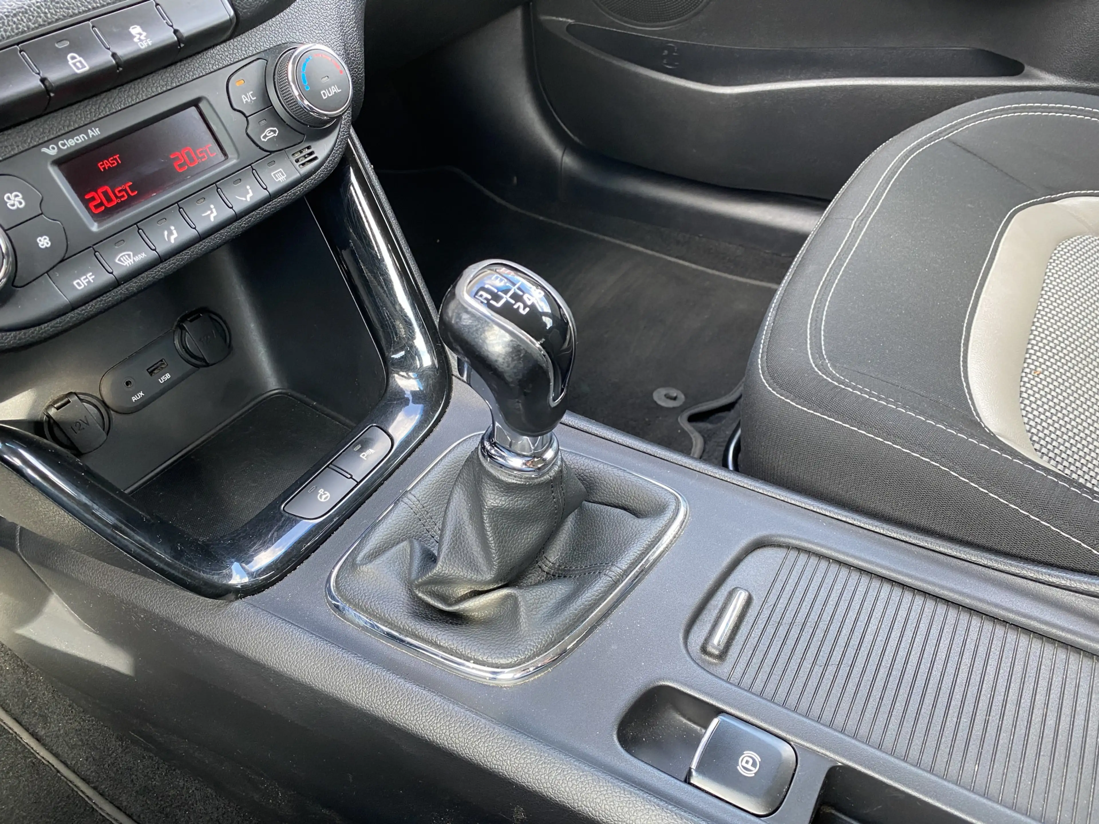 Kia Ceed / cee'd 1.6 GDI Super Pack 136 pk | navigatie | trekhaak | — photo 34