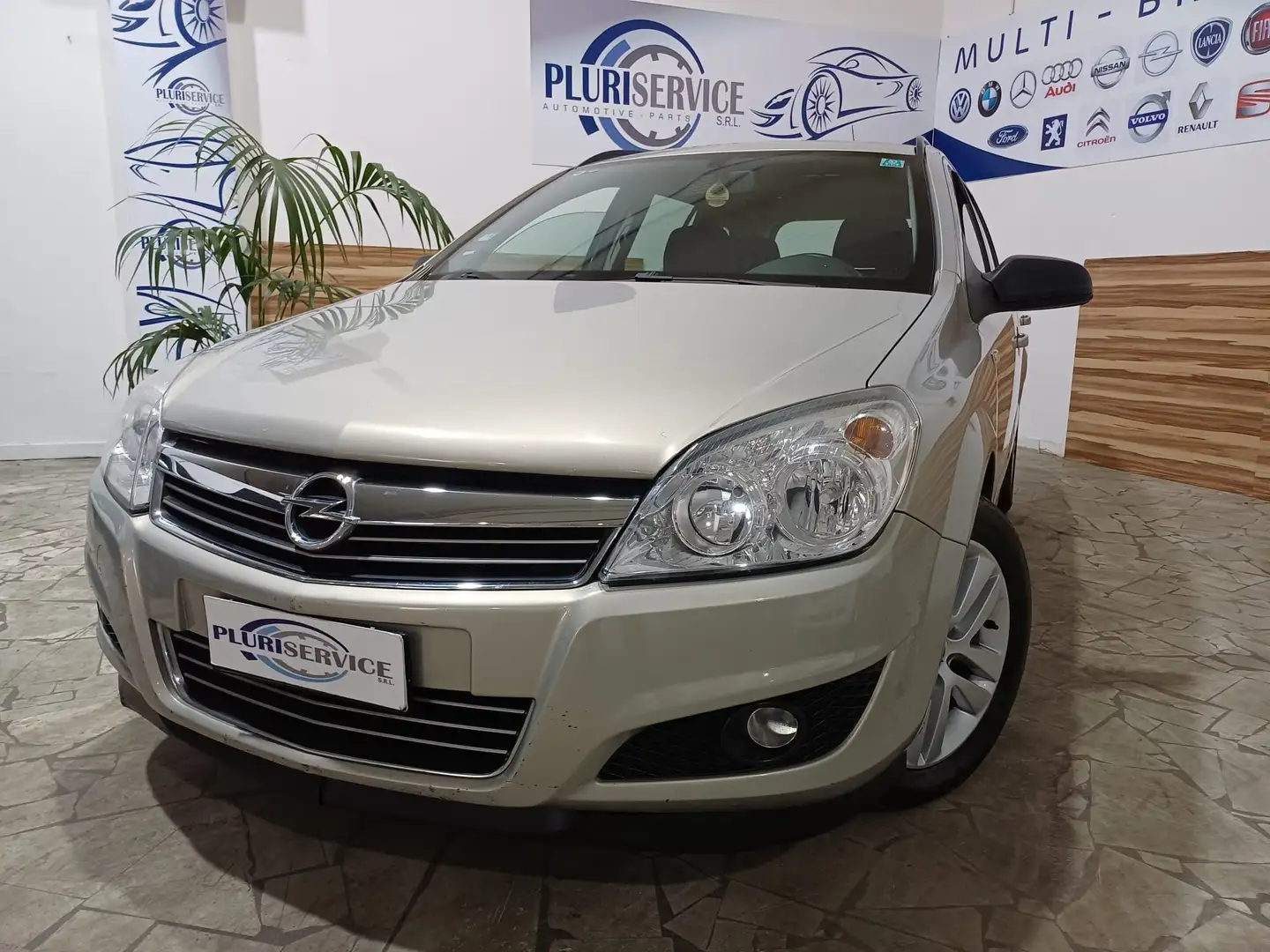 Opel Astra Astra SW 1.7 cdti Cosmo 101cv Argento - 1