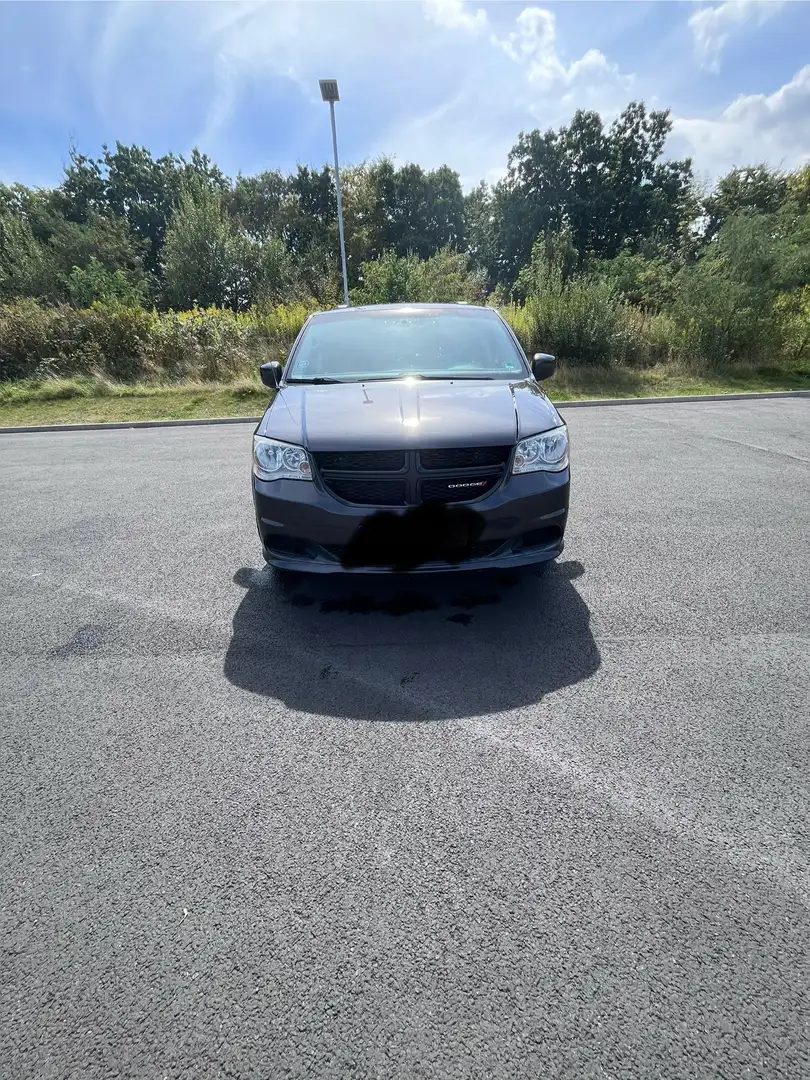 Dodge Grand Caravan Ausstattung ABS, Allwetterreifen, Ambiente-Beleuch Grau - 1