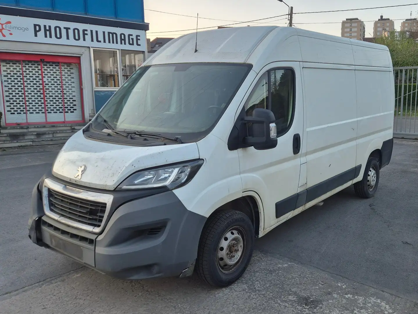 Peugeot Boxer 2.2 BlueHDi L2H2 Moteur Casse EURO 6D Blanc - 1