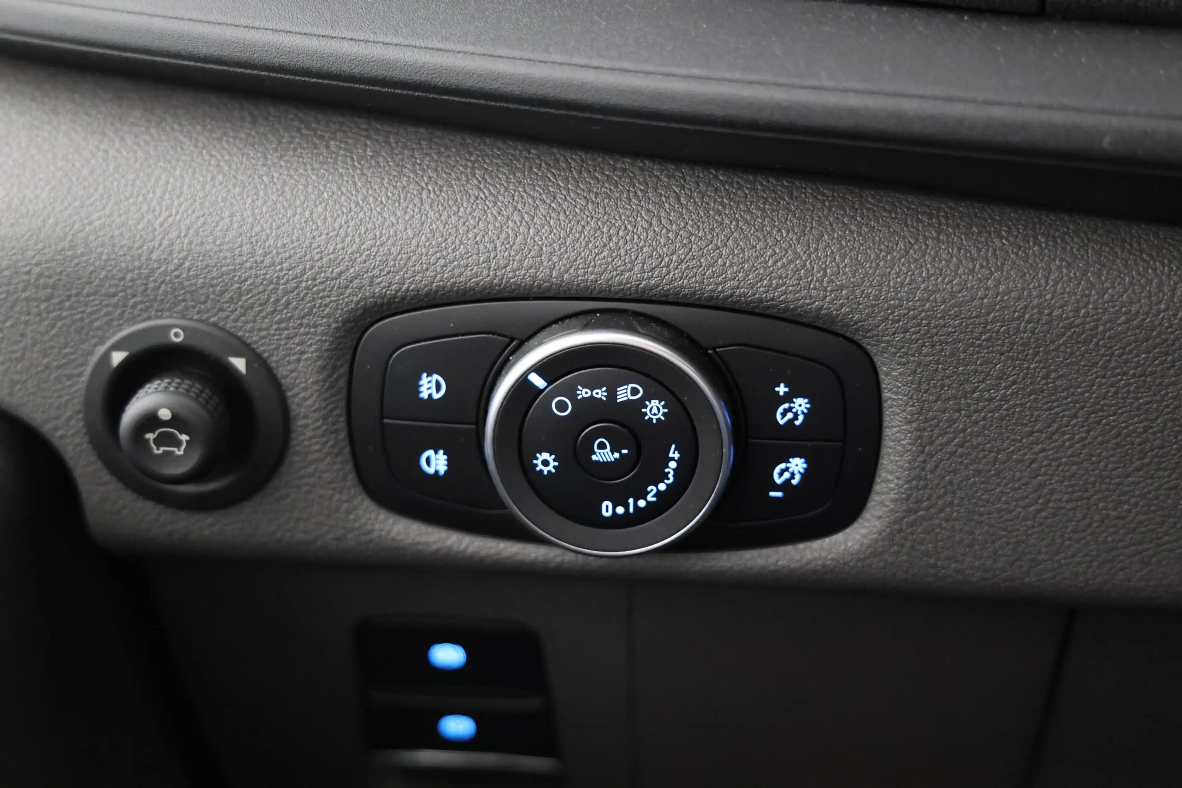 Ford E-Transit 350 L2H2 Trend 68 kWh ON BOARD POWER — photo 14