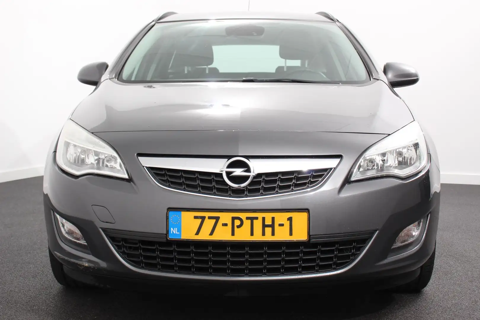Opel Astra Sports Tourer 1.4 Turbo Edition * Handel/Export | Gris - 2