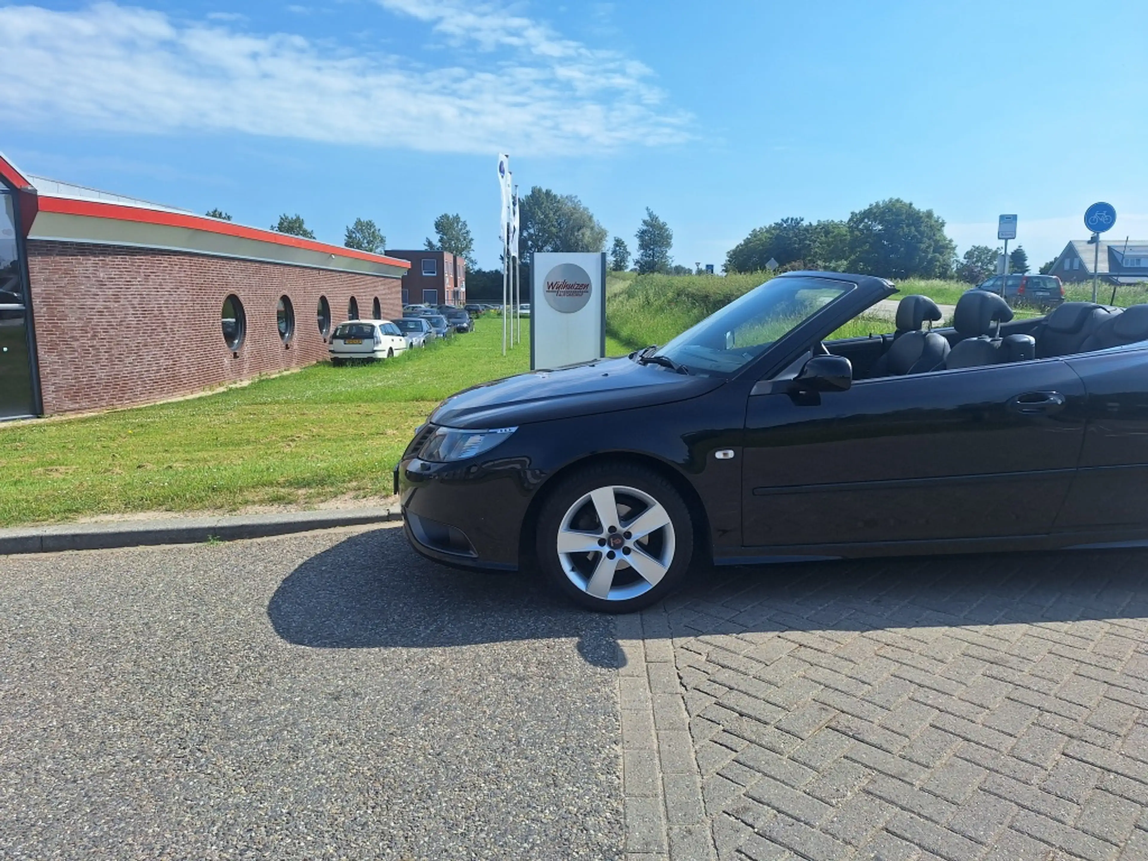Saab 9-3 Cabrio 2.0t Vector Exkl.