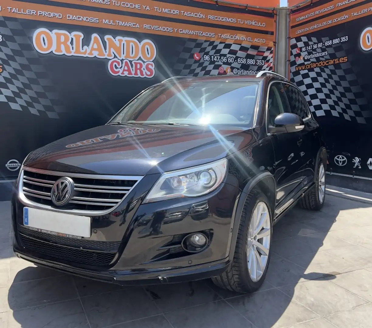 Volkswagen Tiguan 2.0TDI R-Line DSG Negro - 1