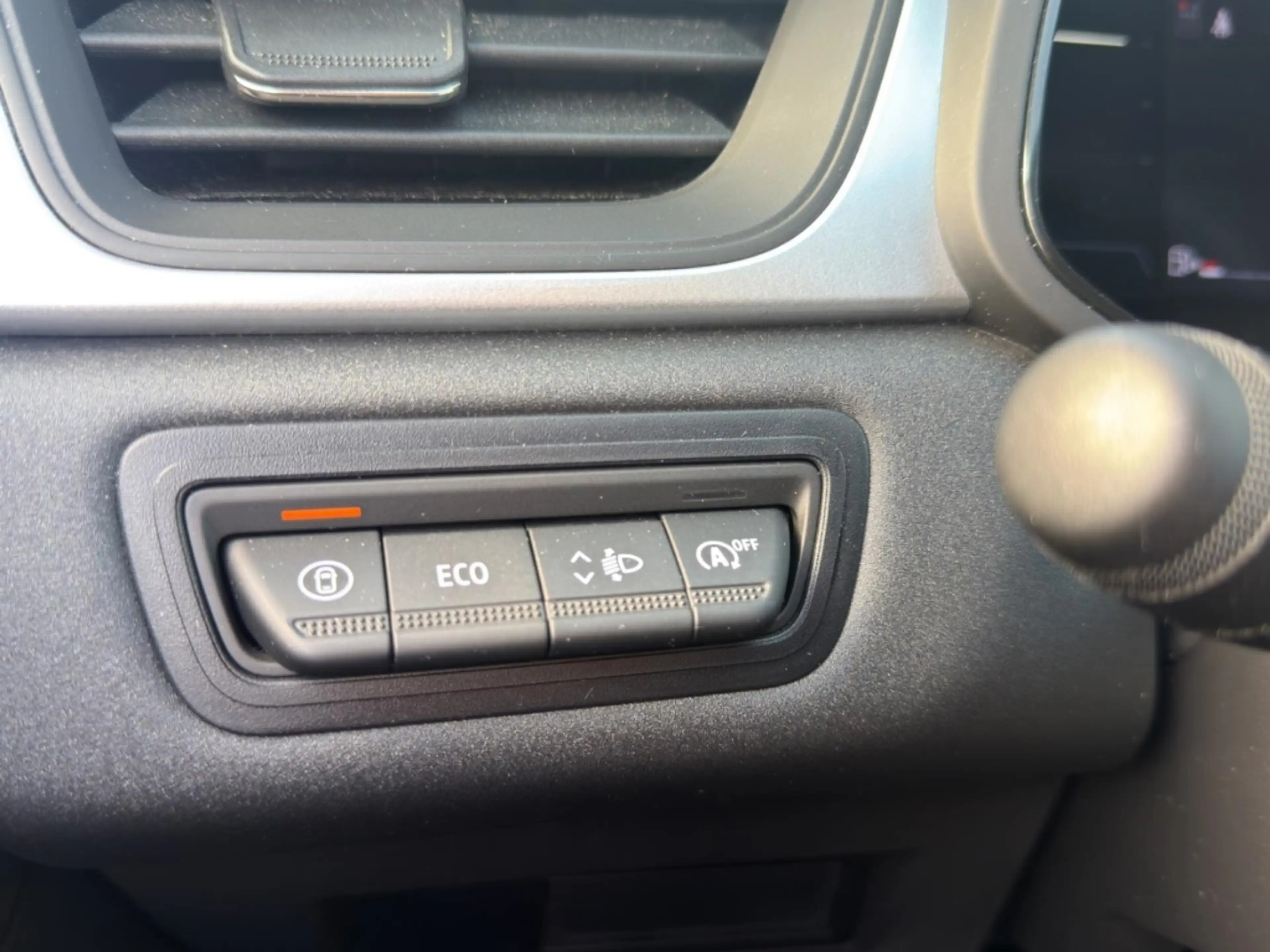 Mitsubishi ASX PLUS 1,3 Mildhybrid LED+TEMPOMAT+KAMERA+SITZHEIZUN — photo 15
