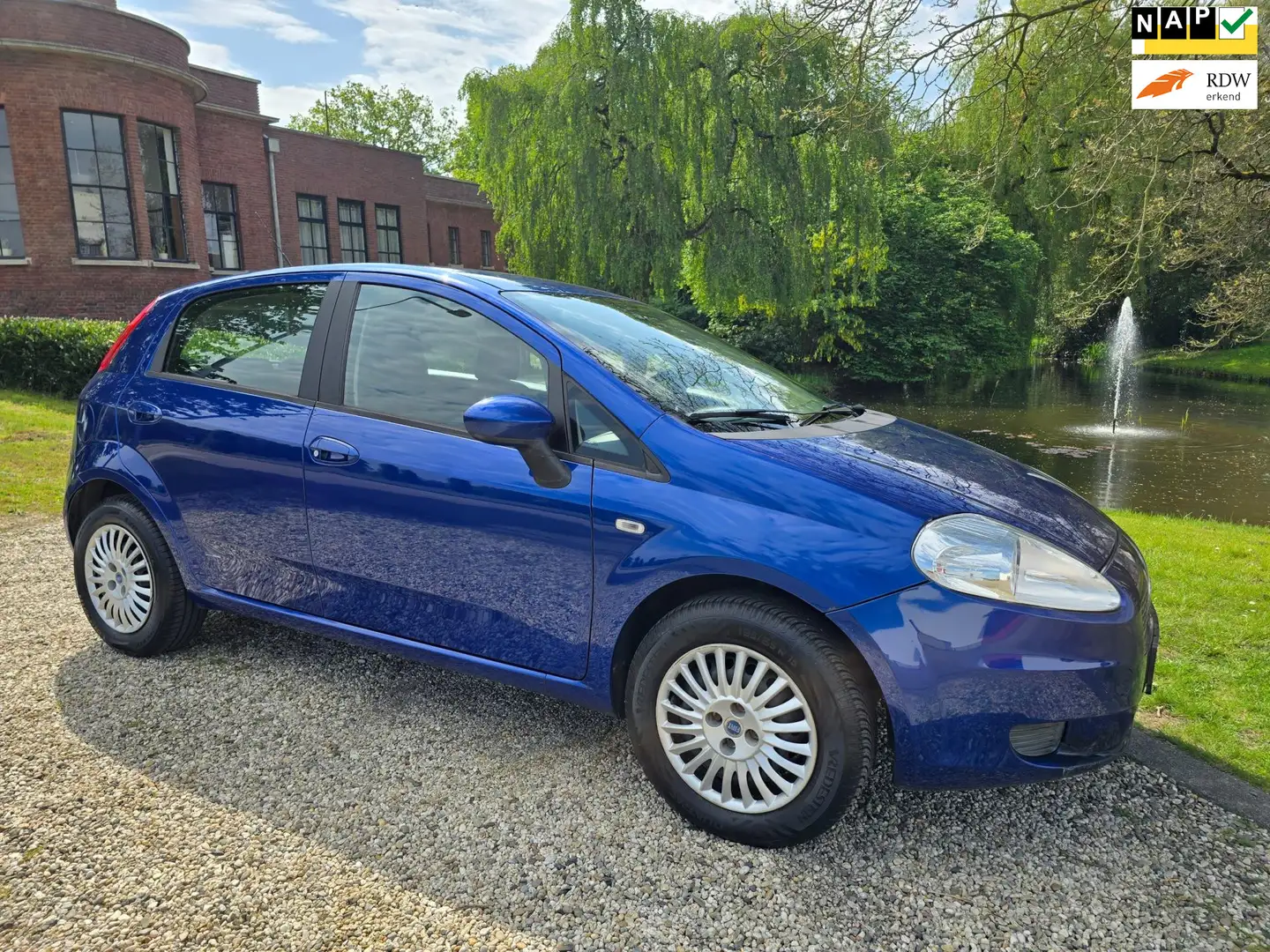 Fiat Grande Punto 1.4 Active 5-deurs *apk:04-2026* Blauw - 1