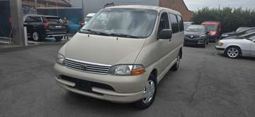 2.5 diesel automatic 9 plaats