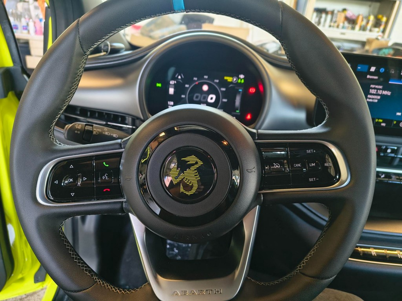 Abarth 500 Electric-595-Sport -42KW- 152PK - Als Nieuw!! — photo 12