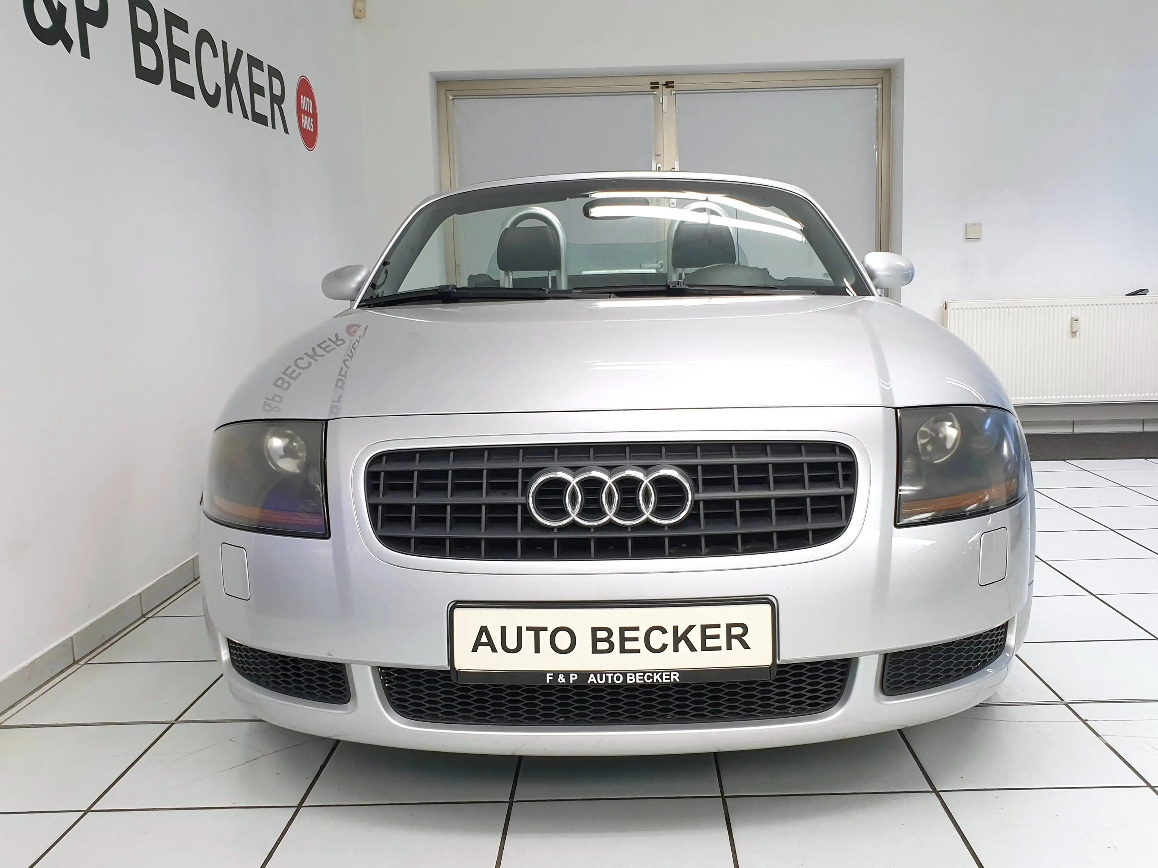 Audi TT TT Cabrio 1.8 T Automatik 2.Hand Zahnriemen NEU Xenon — photo 4