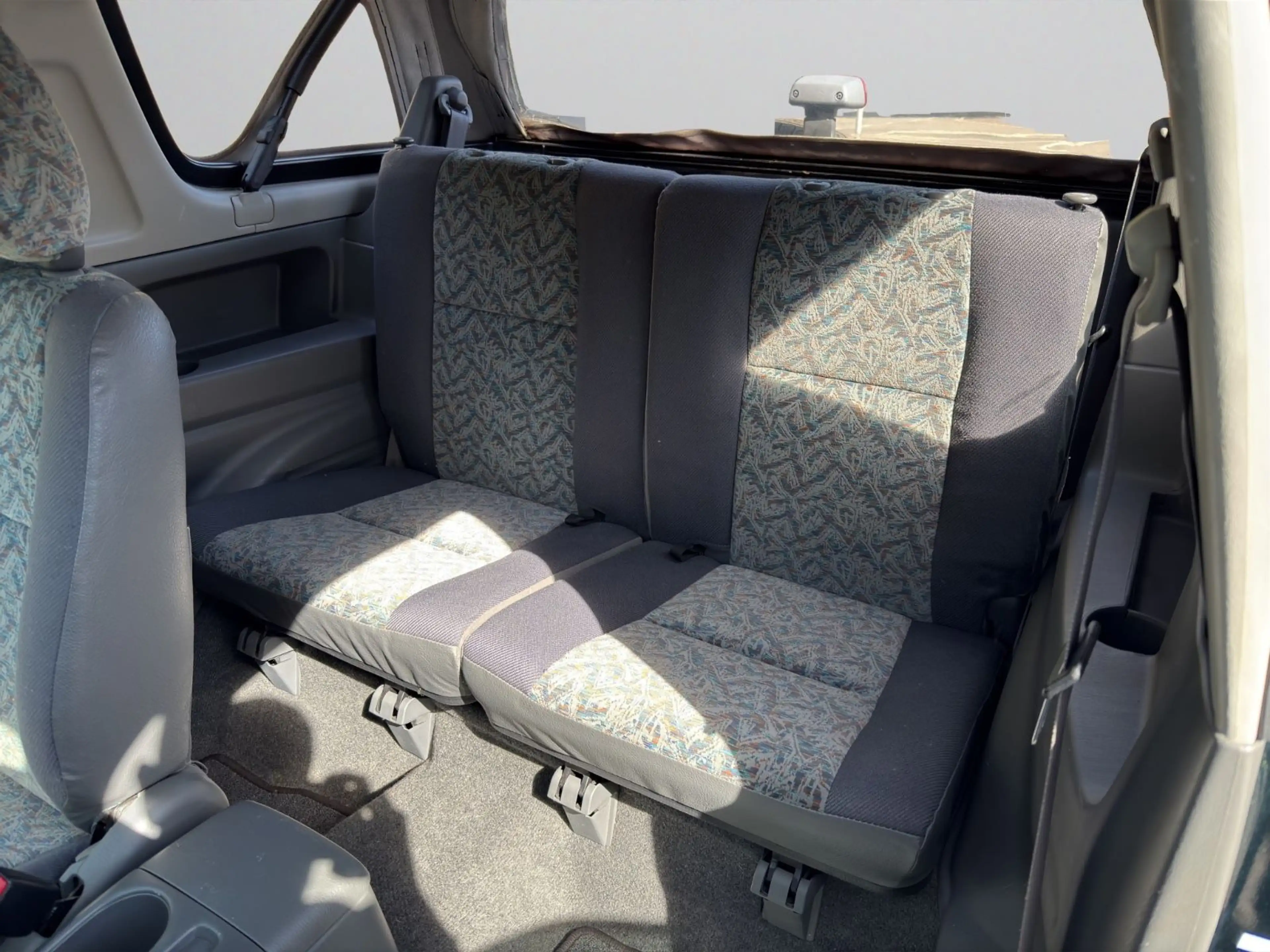 Suzuki Grand Vitara 1.6 4x4 Scout Cabrio~Allrad~AHK — photo 12