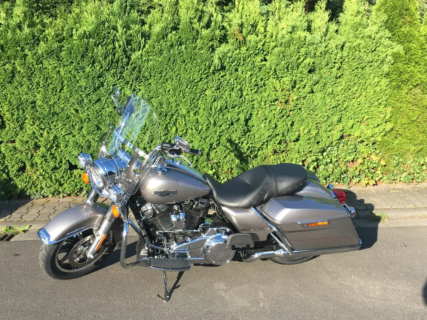 Harley-Davidson Road King Silber - 1