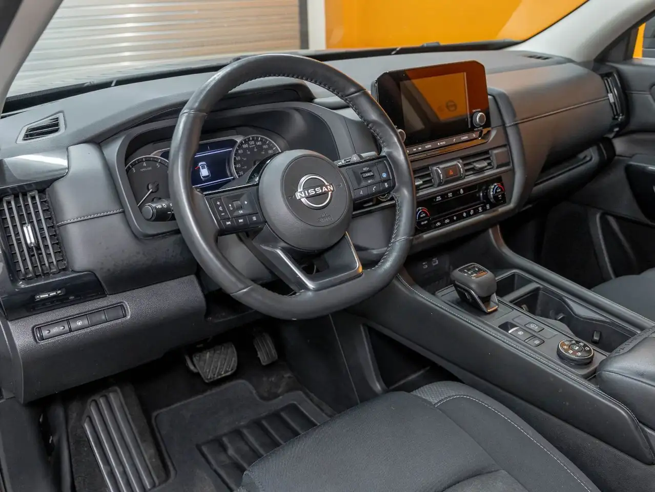 Nissan Pathfinder fotografie Nissan Pathfinder