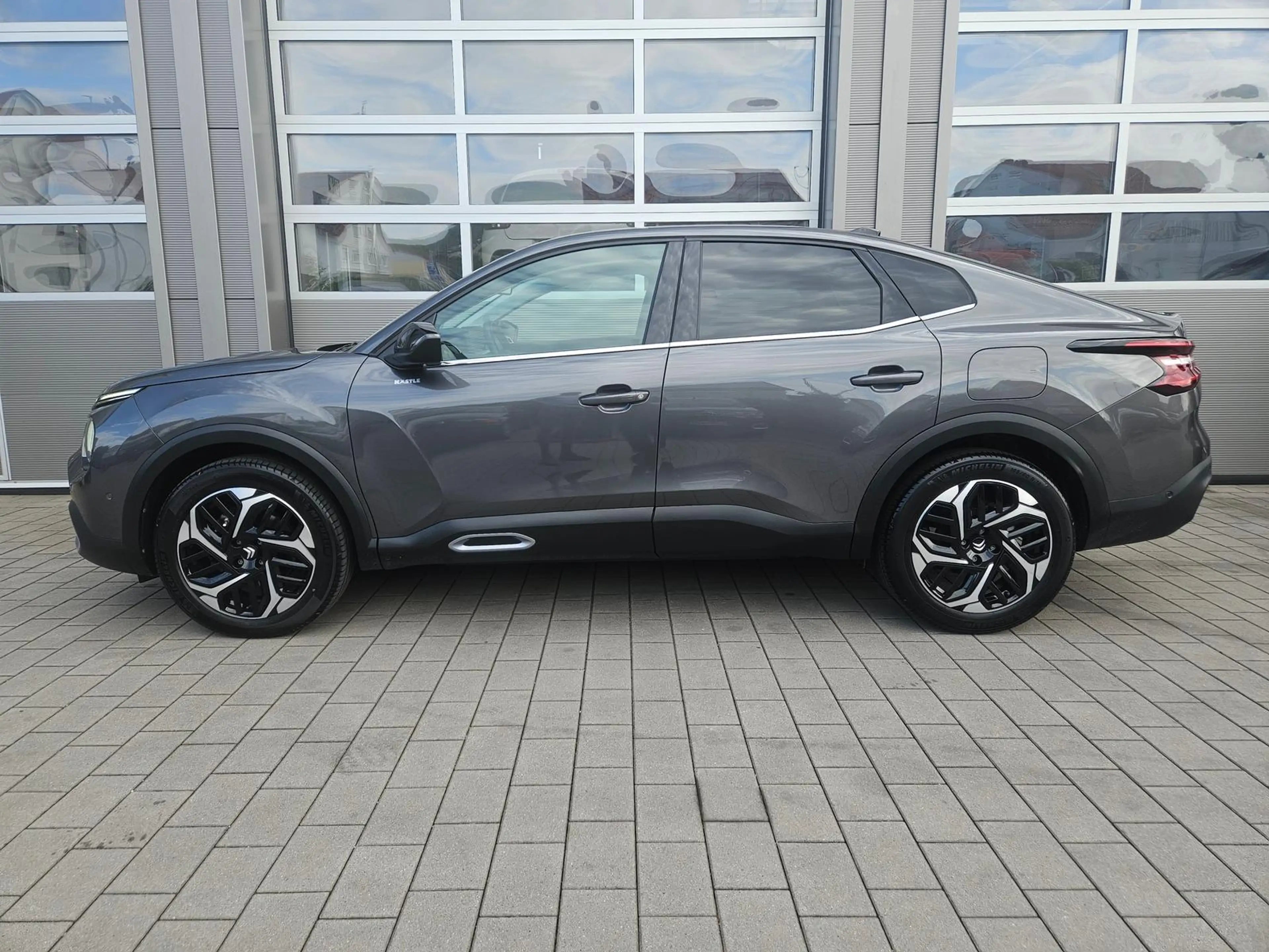 Citroen C4 X Max PT 130 EAT8 HUD*SHZ*Kamera*ACC*NAVI* — photo 4