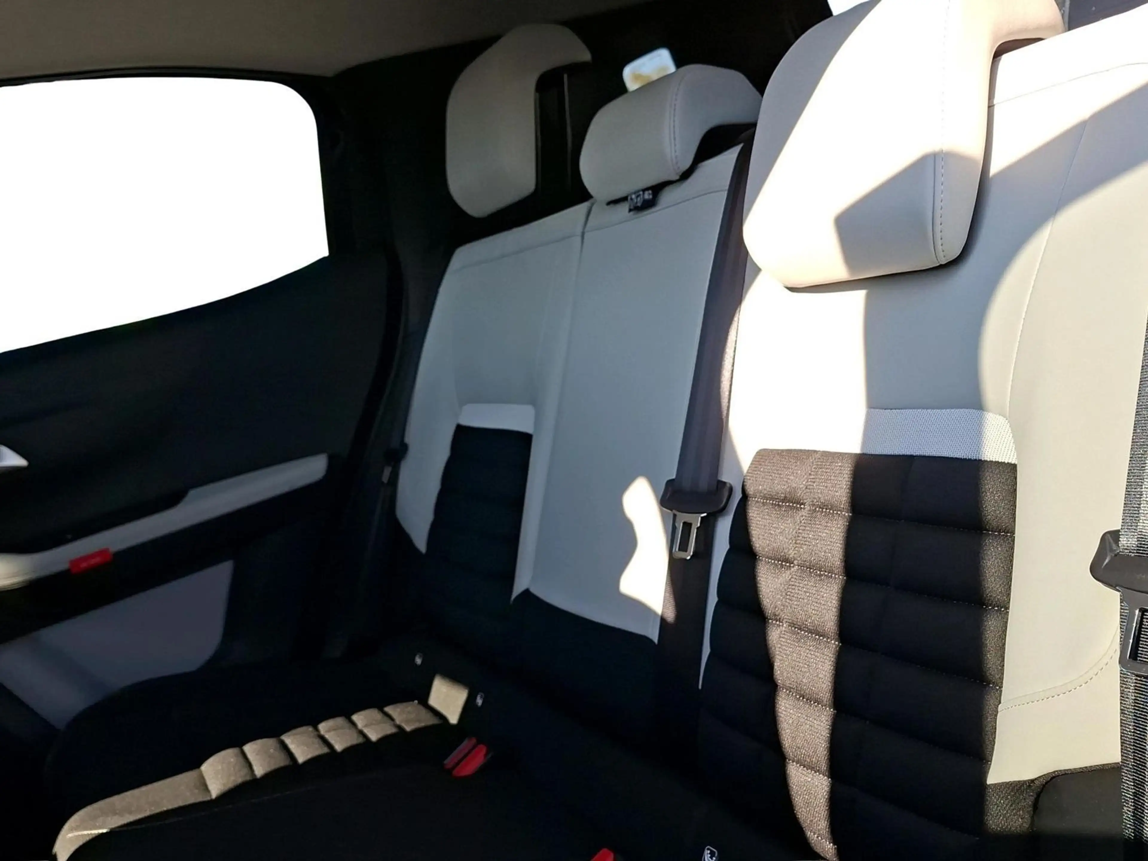 Citroen C3 Aircross Max Hybrid 145 e-DSC6 Navi Kamer SHZ — photo 8
