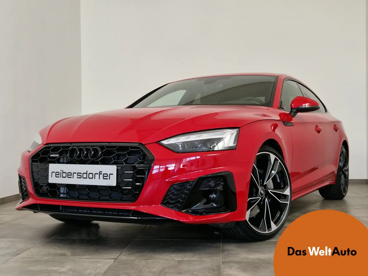 Audi A5 40 TDI quattro S line Rouge - 1