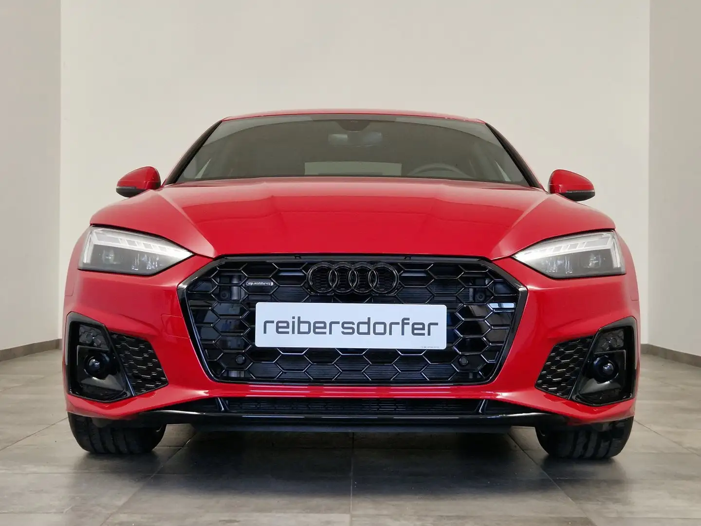 Audi A5 40 TDI quattro S line Rouge - 2