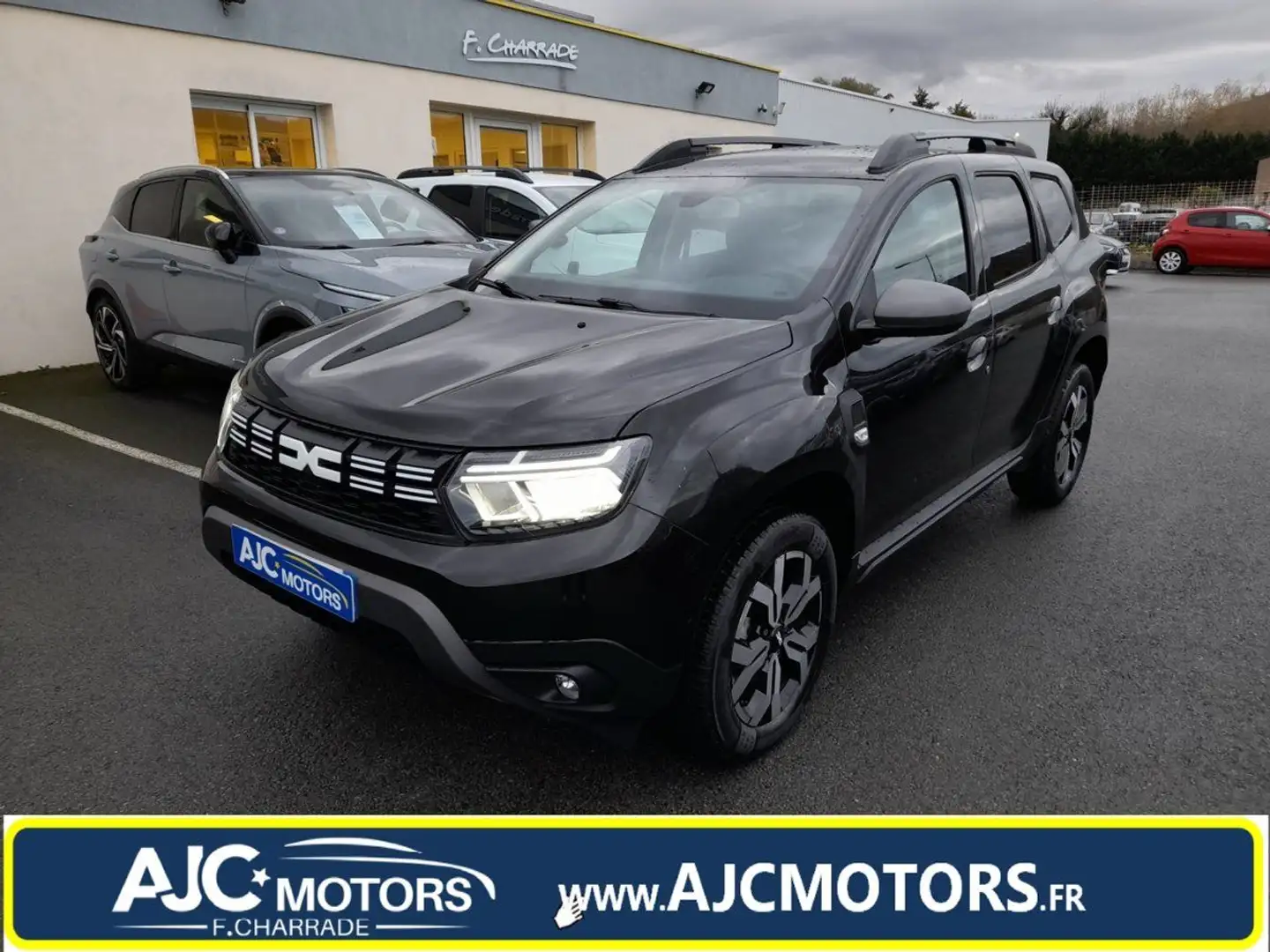 Dacia Duster 1.5 BLUE DCI 115CH JOURNEY 4X2 Noir - 1