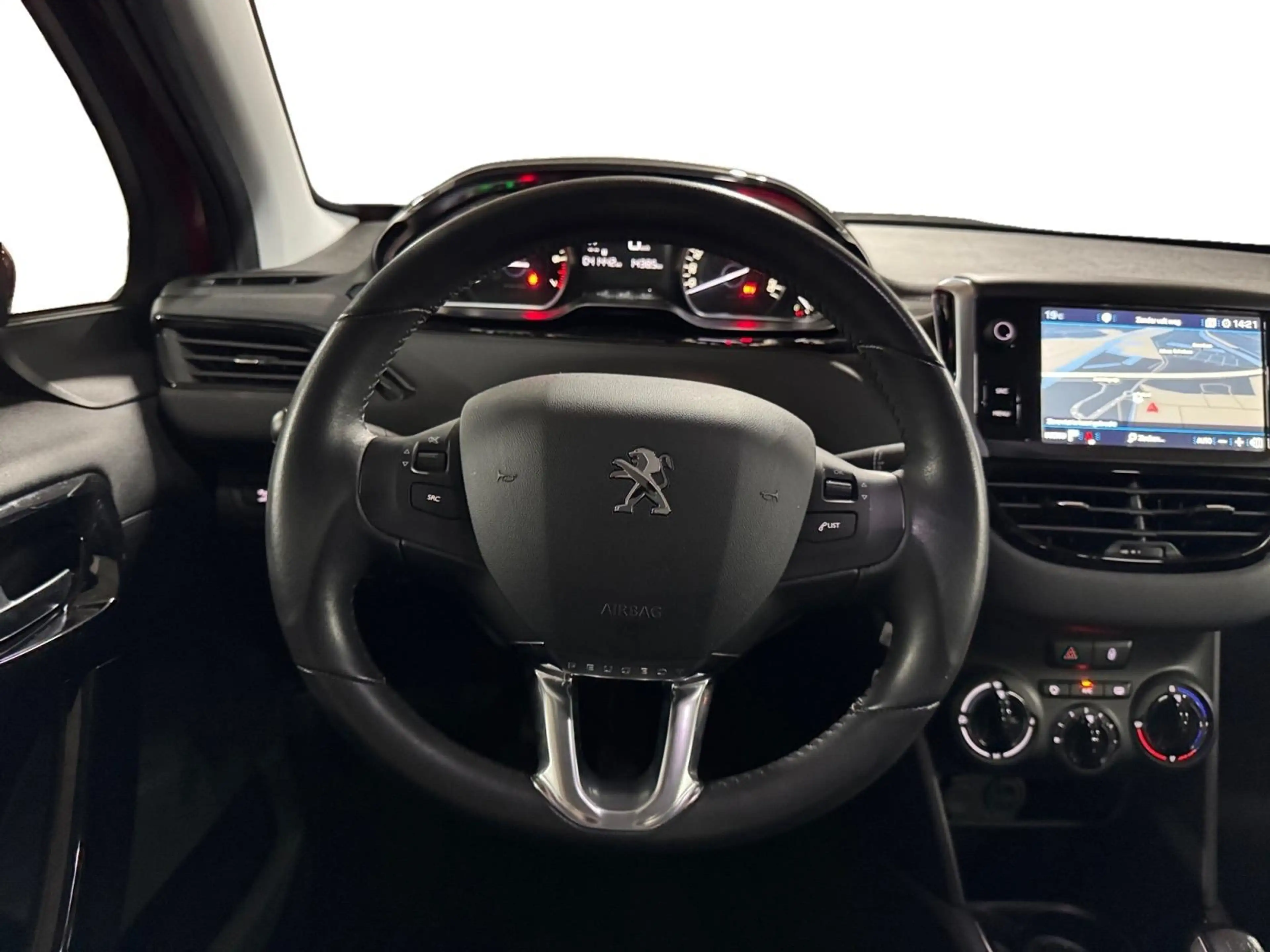 Peugeot 208 1.2 82pk Signature | AIRCO | NAVIGATIE | 16 INCH L — photo 14