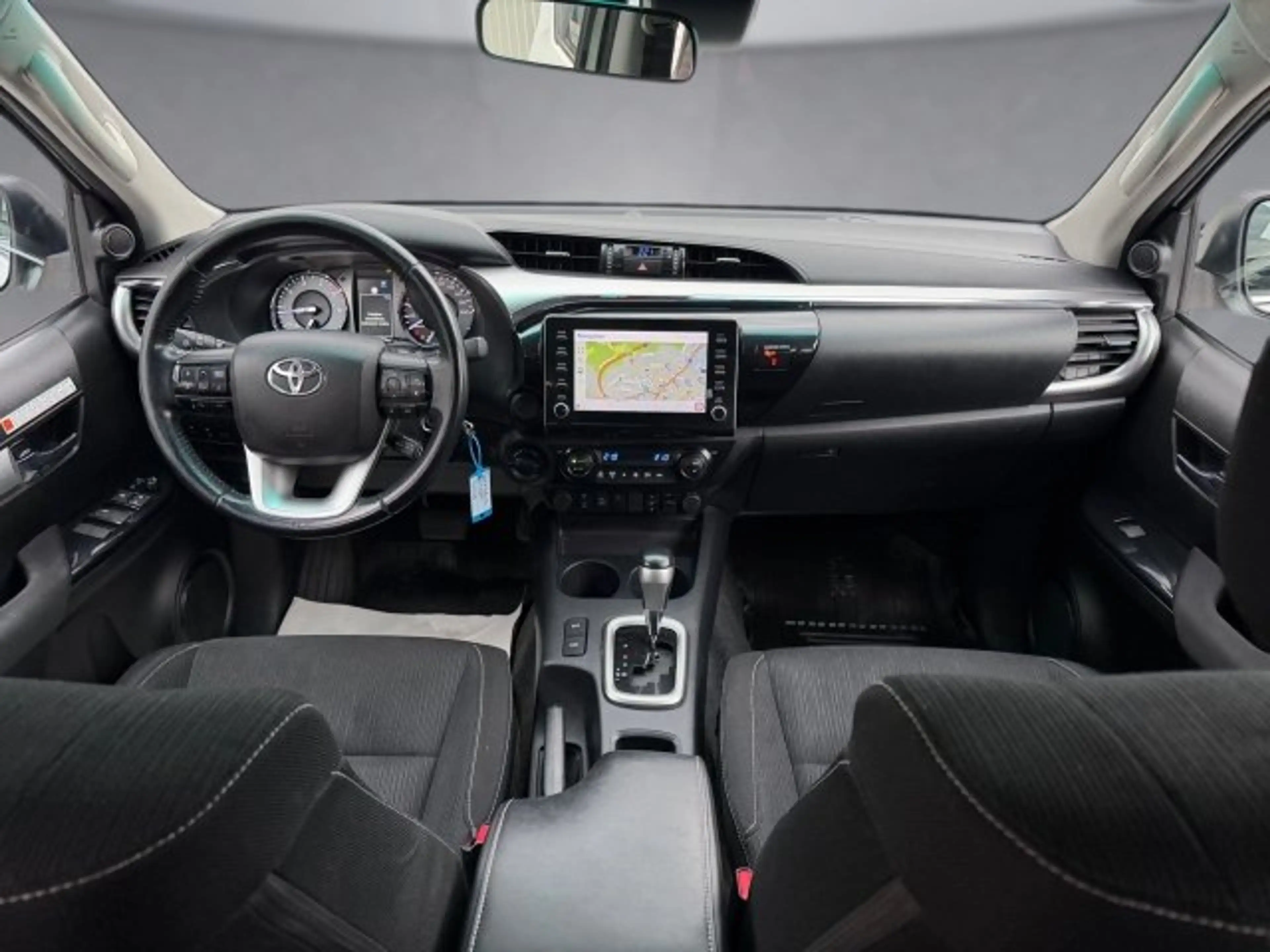 Toyota Hilux DK Active 2,4D — photo 15