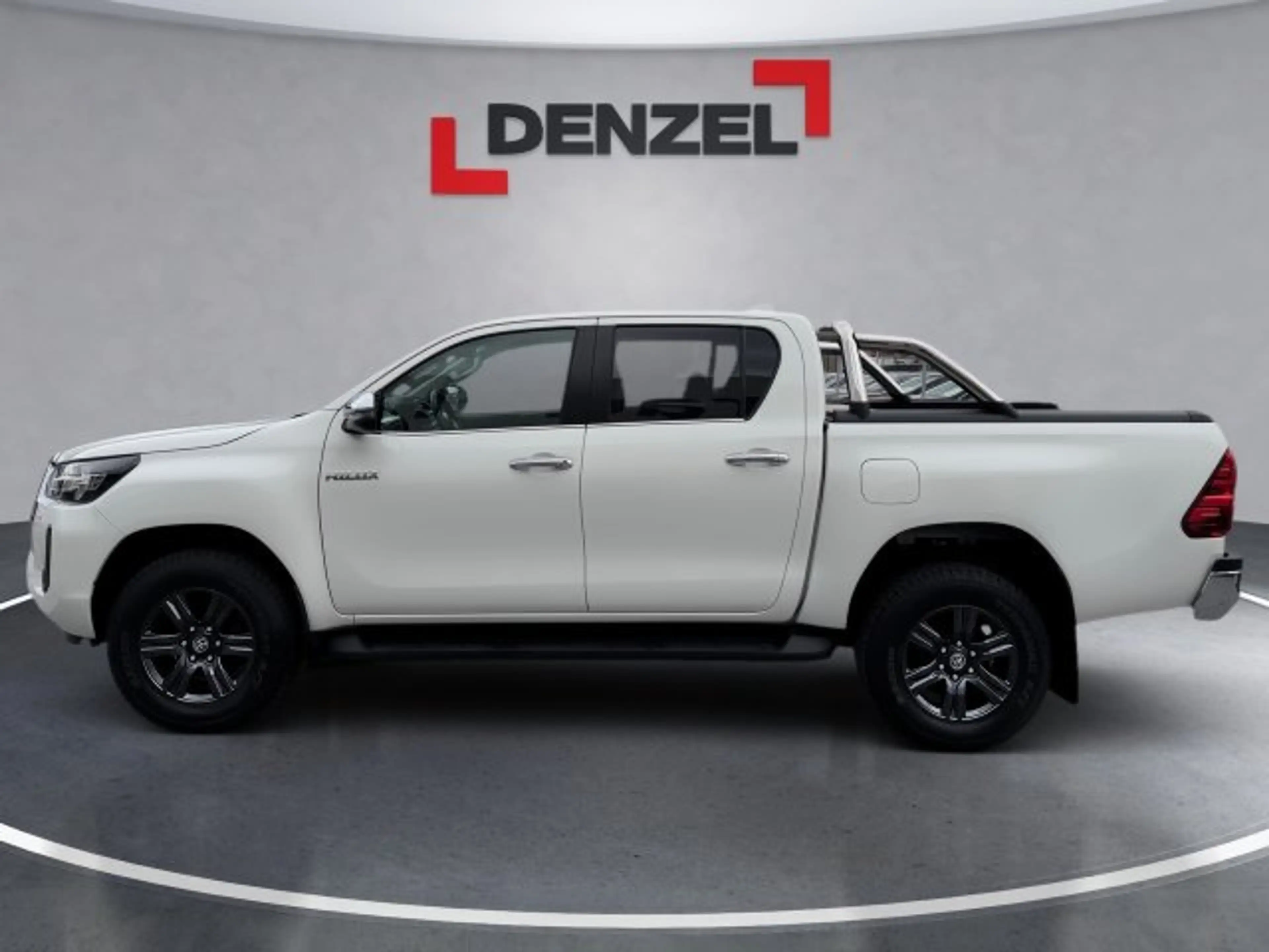 Toyota Hilux DK Active 2,4D — photo 8
