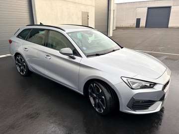 Leon ST e-Hybrid 1.4 DSG (180 kW)