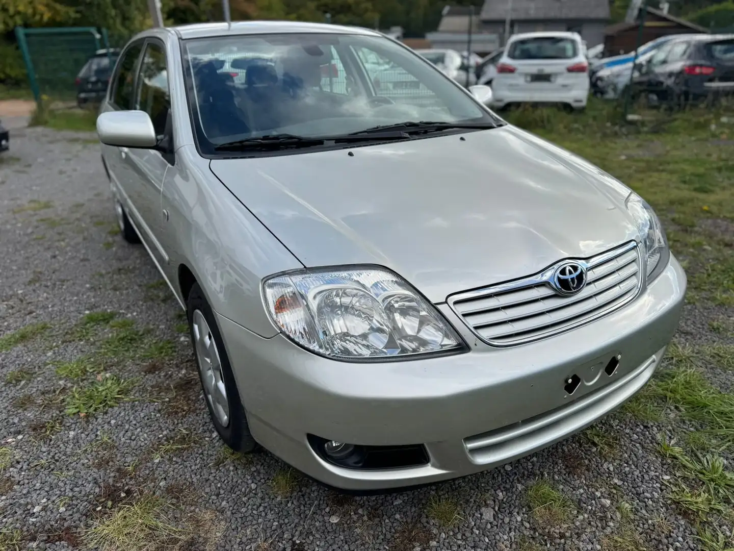 Toyota Corolla 1.4 C Lim. Grau - 1