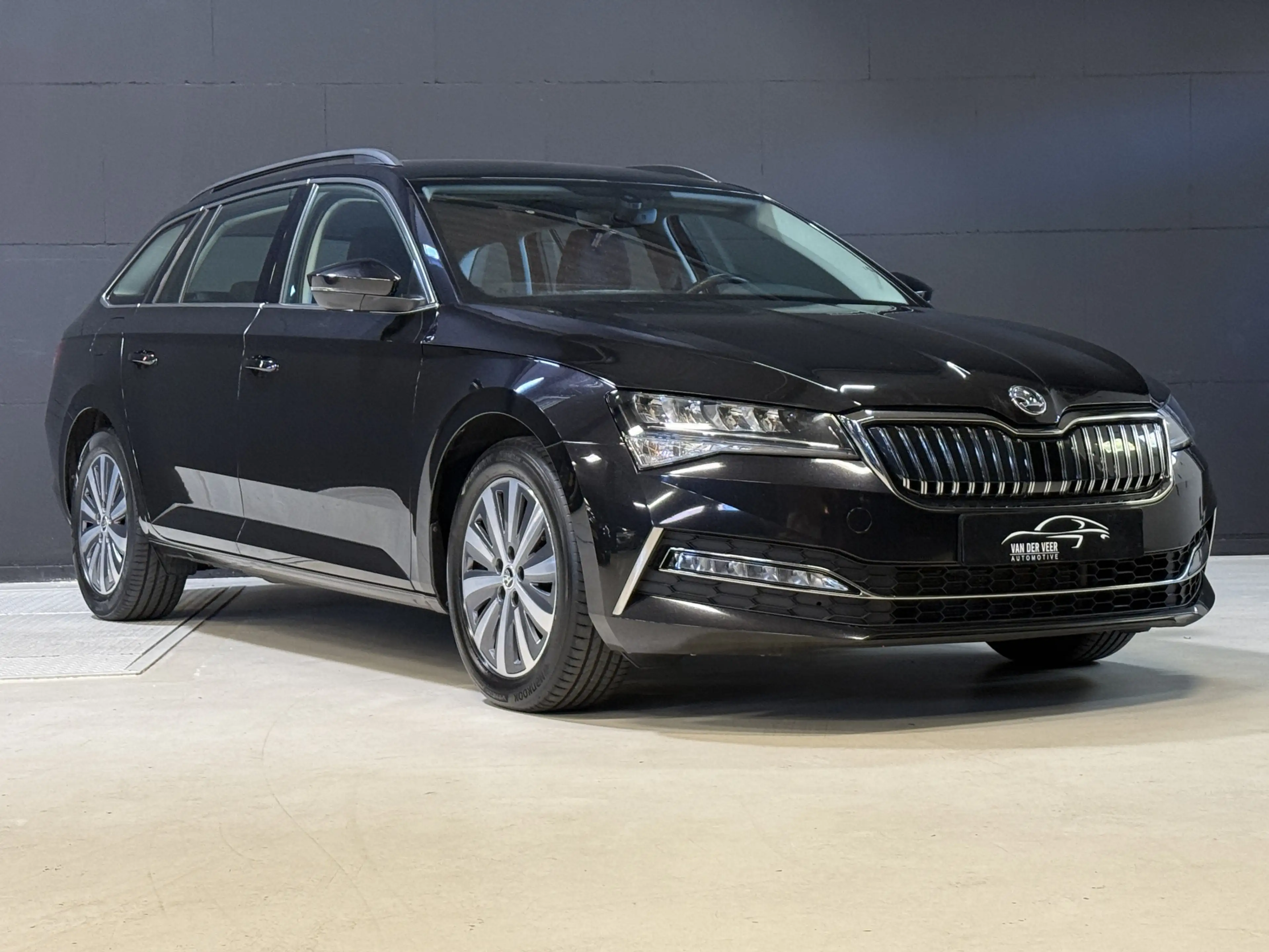 Skoda Superb Combi 1.4 TSI iV Business Edition Plus | Trekhaak — photo 5