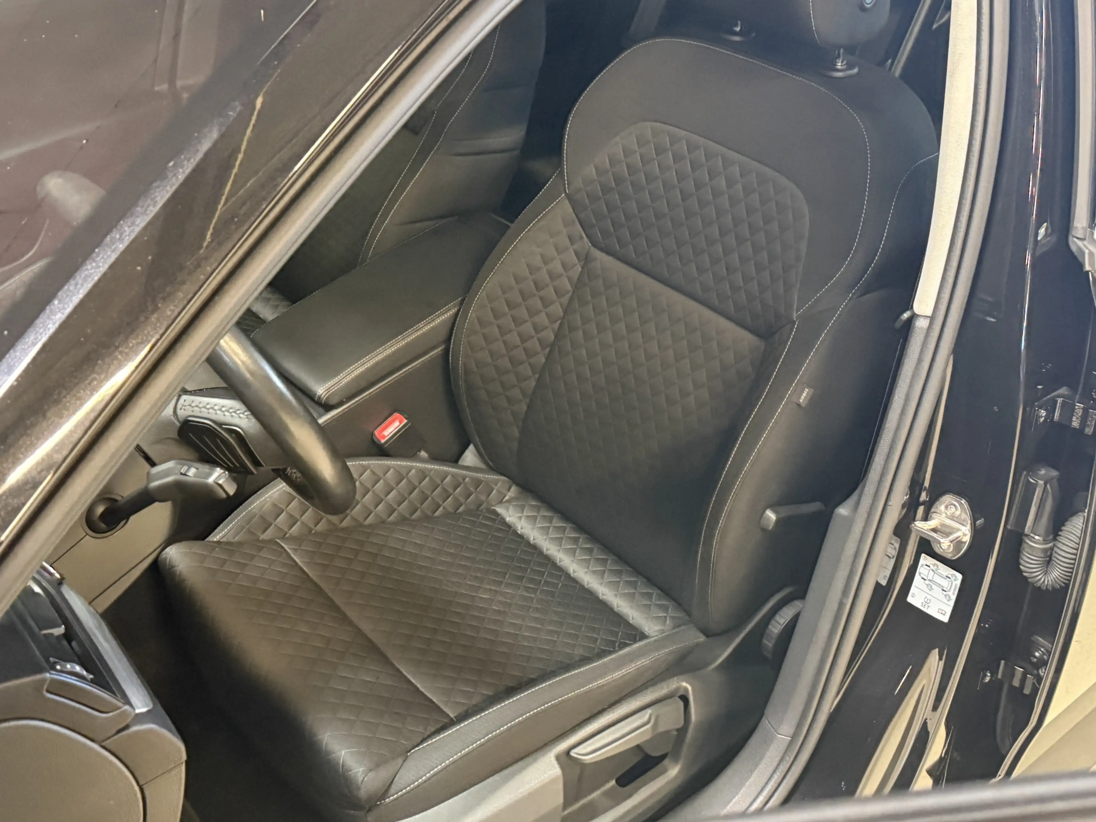 Skoda Superb Combi 1.4 TSI iV Business Edition Plus | Trekhaak — photo 8