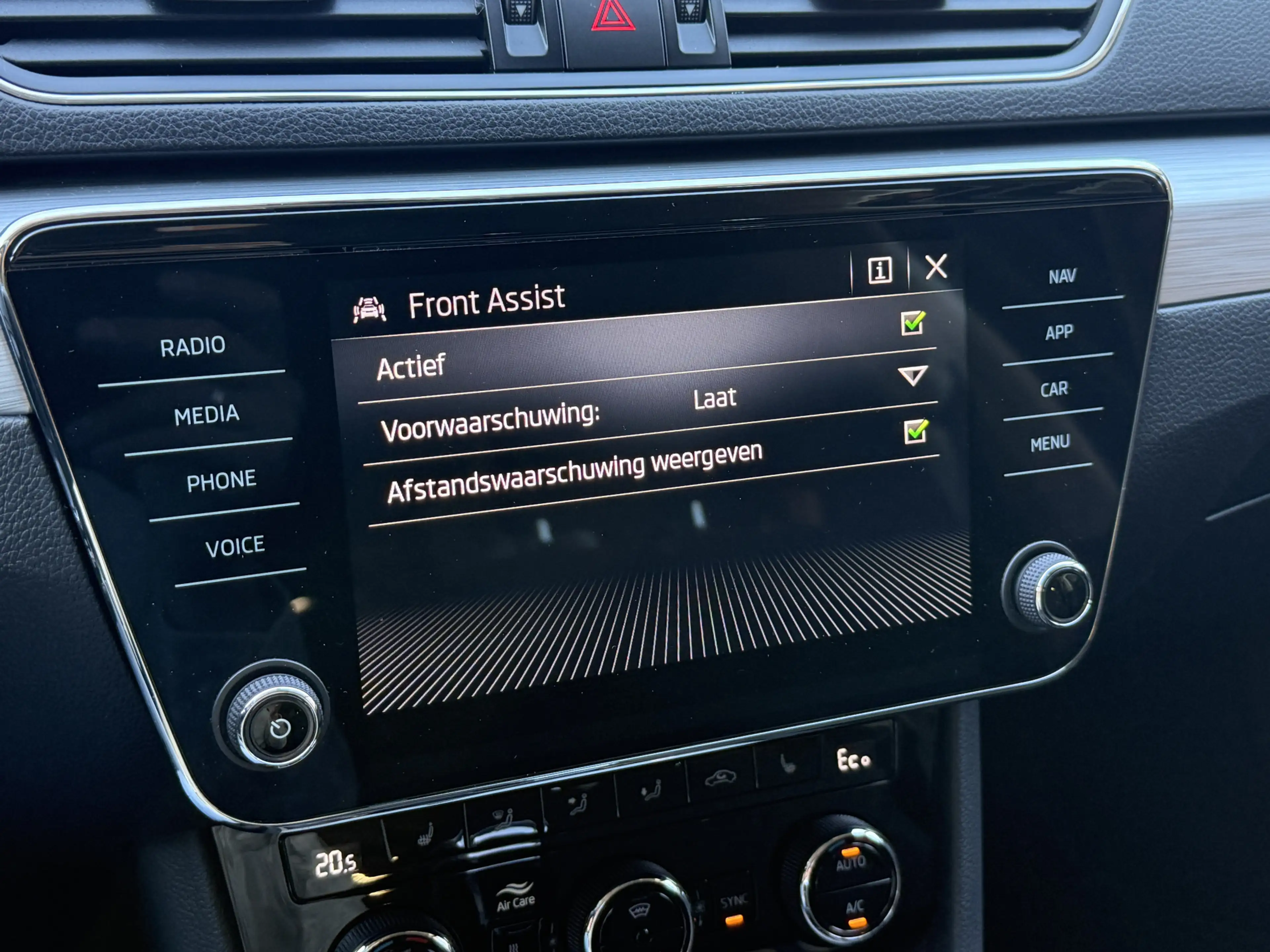 Skoda Superb Combi 1.4 TSI iV Business Edition Plus | Trekhaak — photo 38