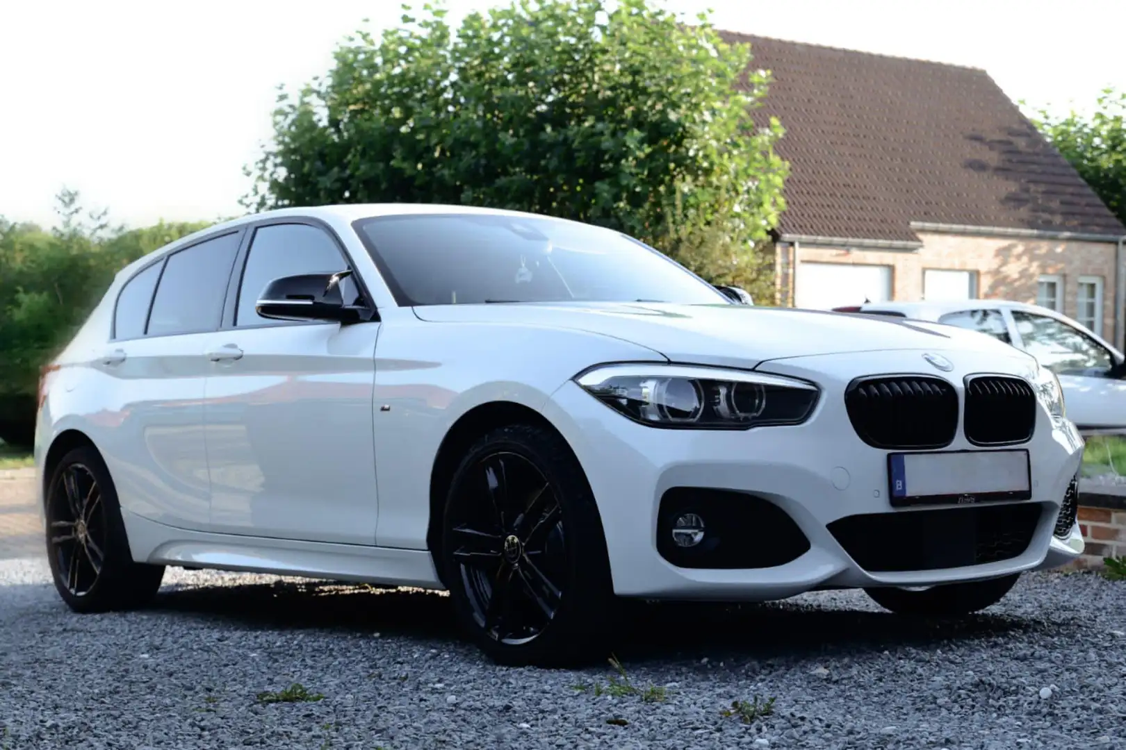 BMW 120 120d xDrive Aut. Sport Line Blanc - 1