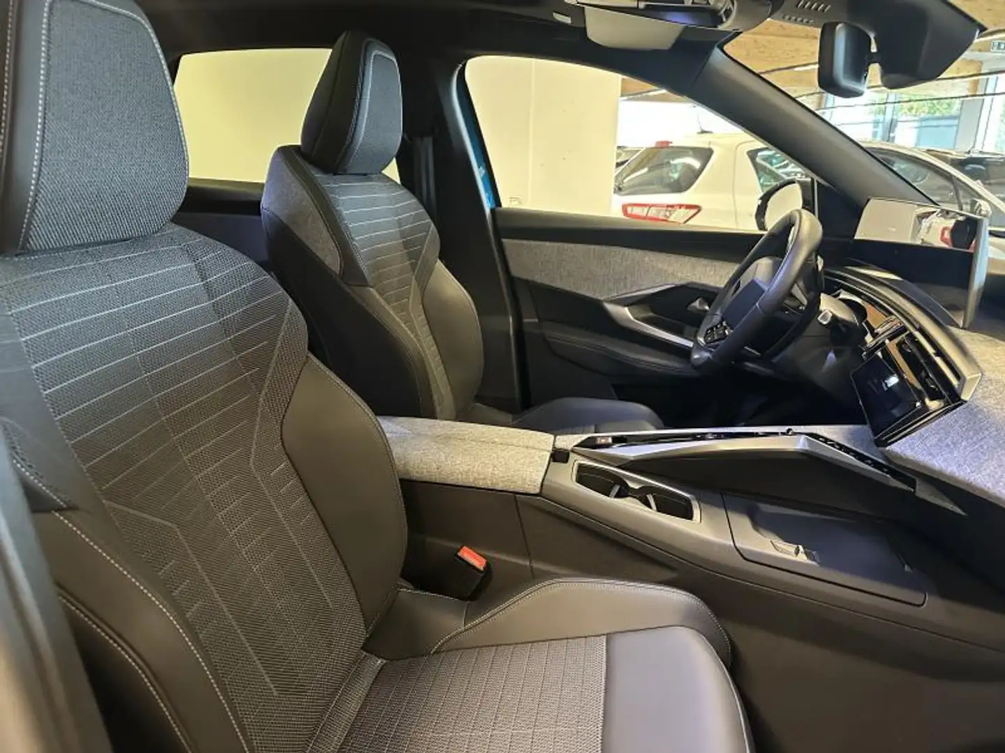 Peugeot 3008 Allure MHEV 136 e-dsc 6 Bleu - 2