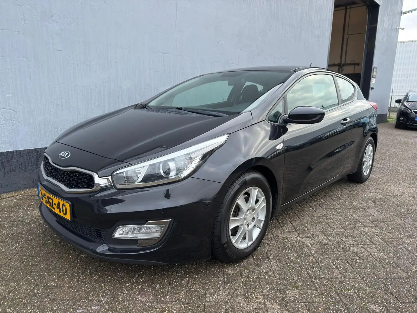 Kia ProCeed / pro_cee'd 1.6 GDI Airco Noir - 1
