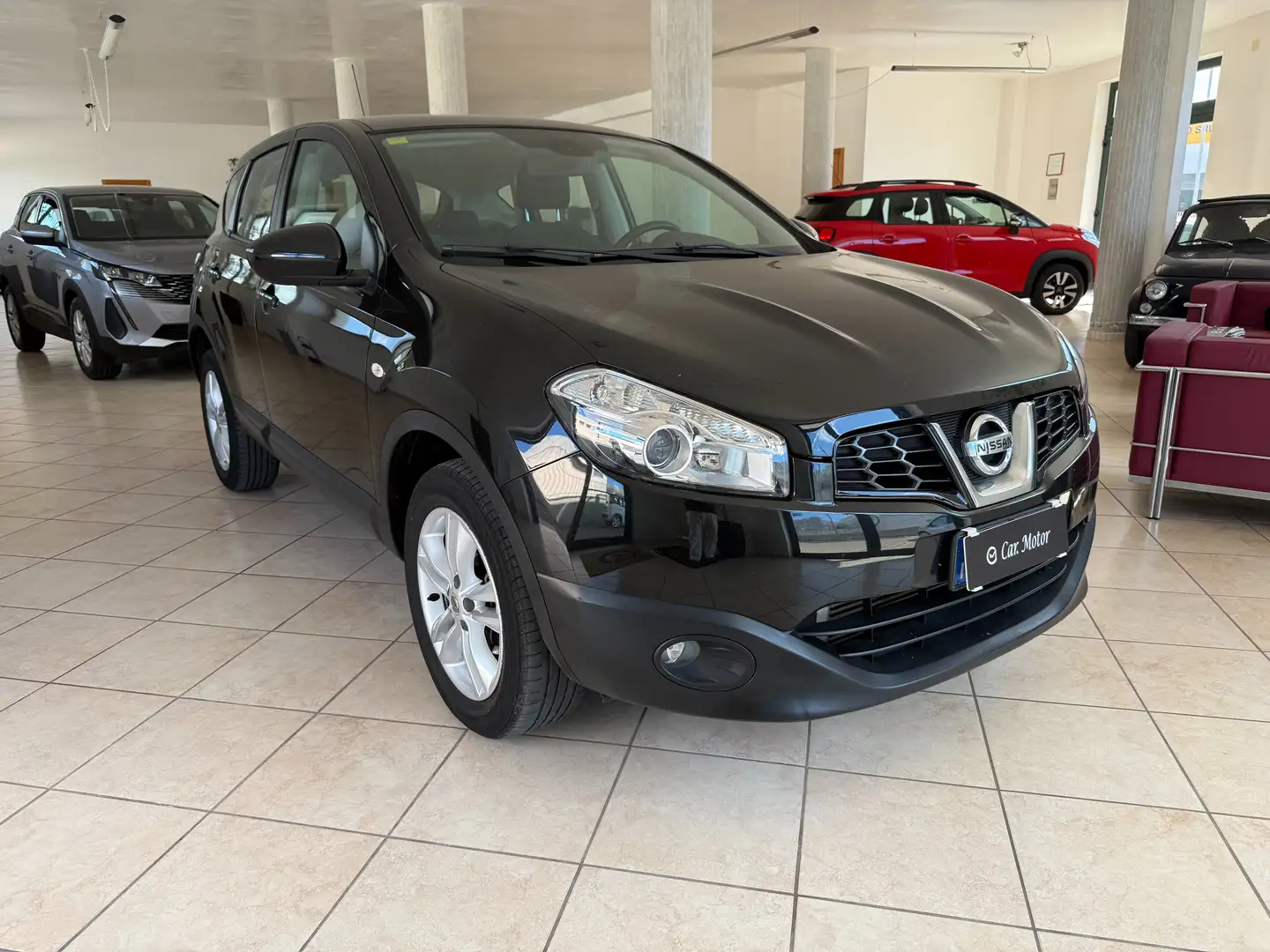 Nissan Qashqai Qashqai II 2.0 dci Tekna 4x4 dpf Automatica Noir - 2