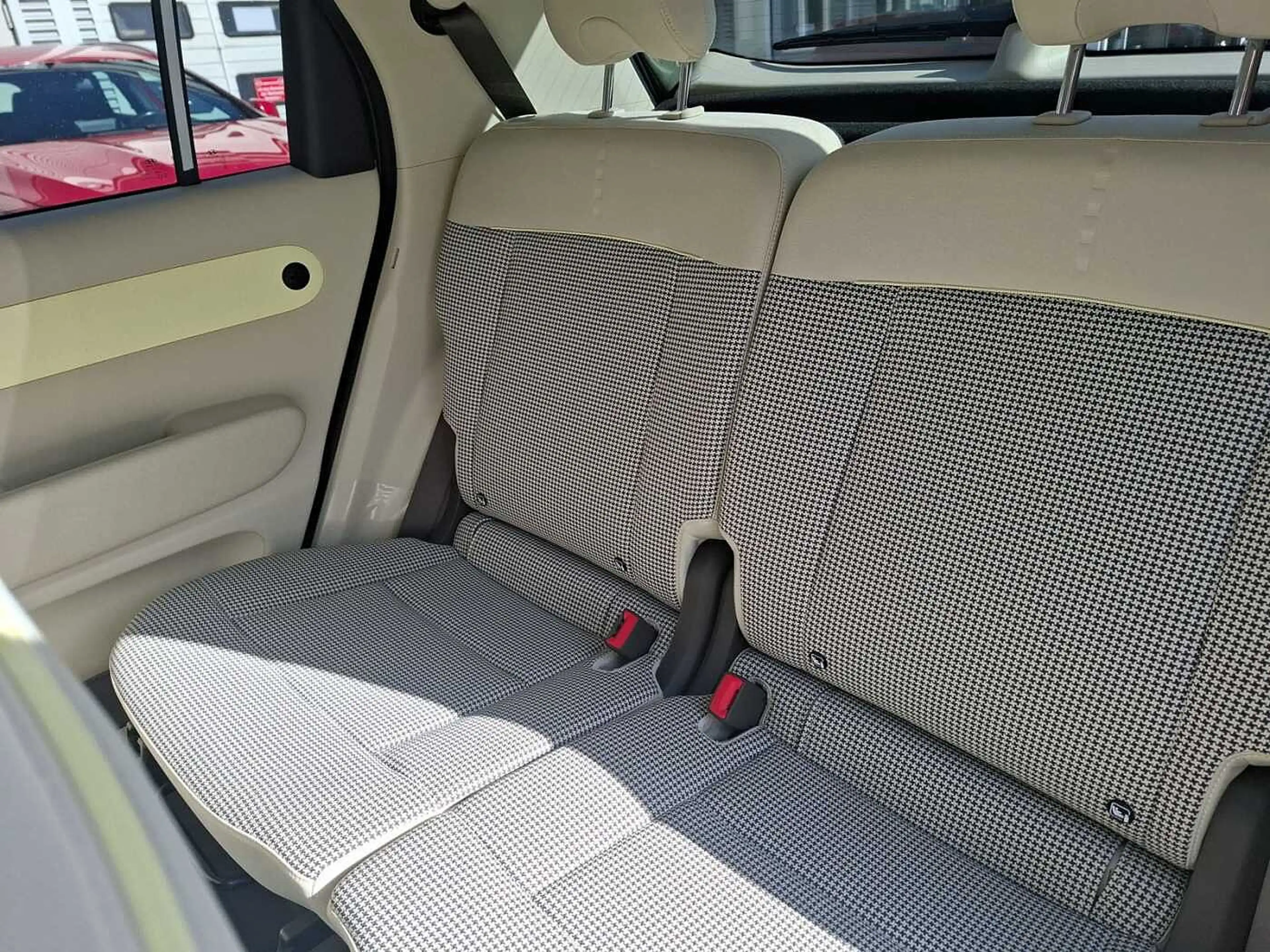 Hyundai Inster 49kWh Prime — photo 12