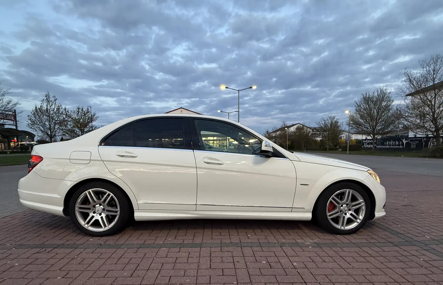 Mercedes-Benz C 200 CDI DPF Avantgarde AMG Paket Beyaz - 1