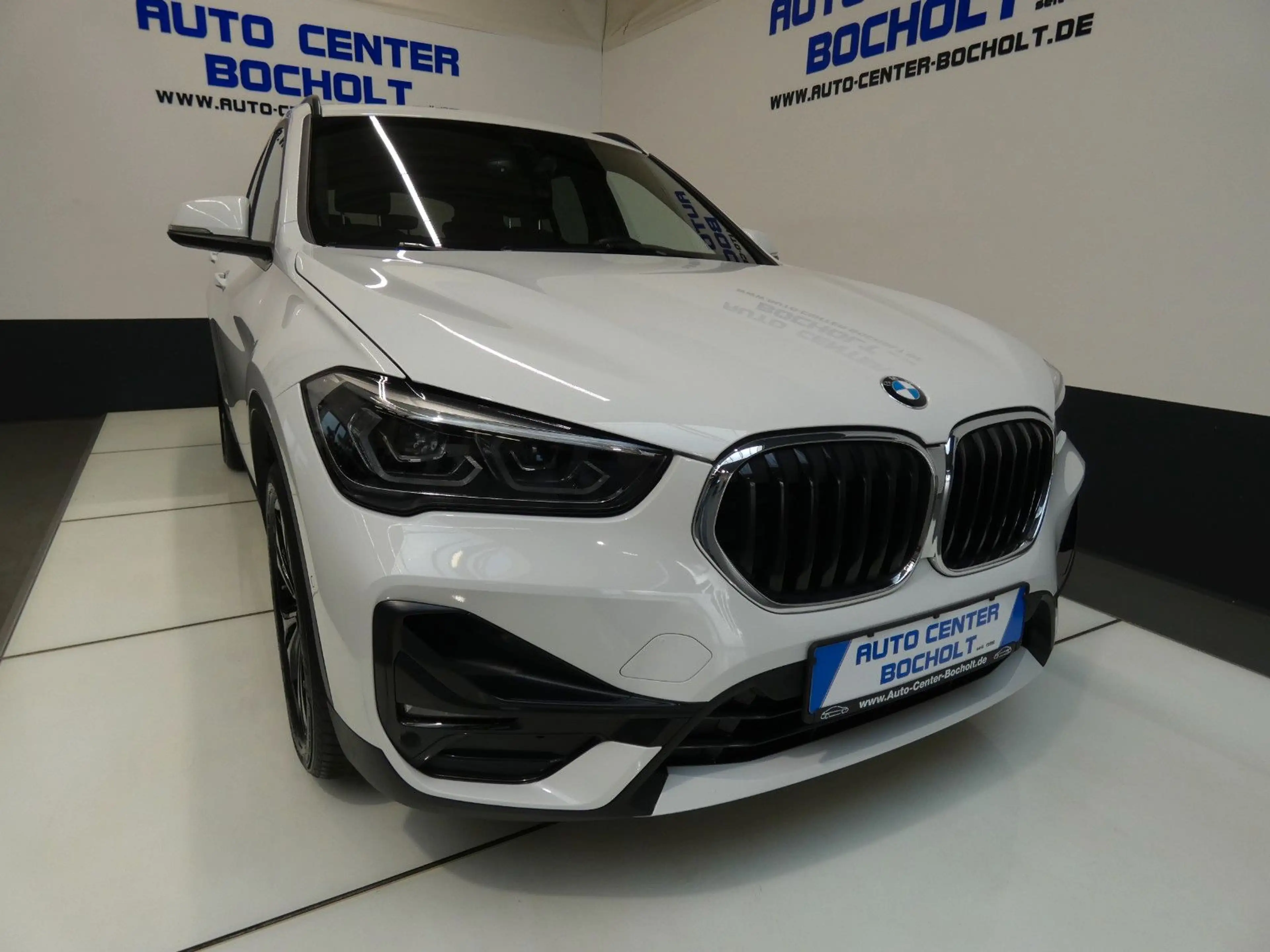 BMW X1 xDrive 25 e Sport Line*Aut*Navi*RFKamera*PDC — photo 2