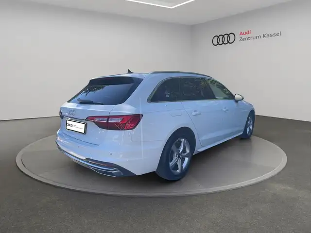 Audi A4 view 7