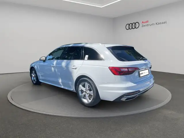 Audi A4 view 5