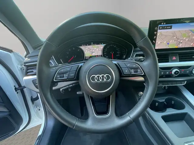 Audi A4 view 12