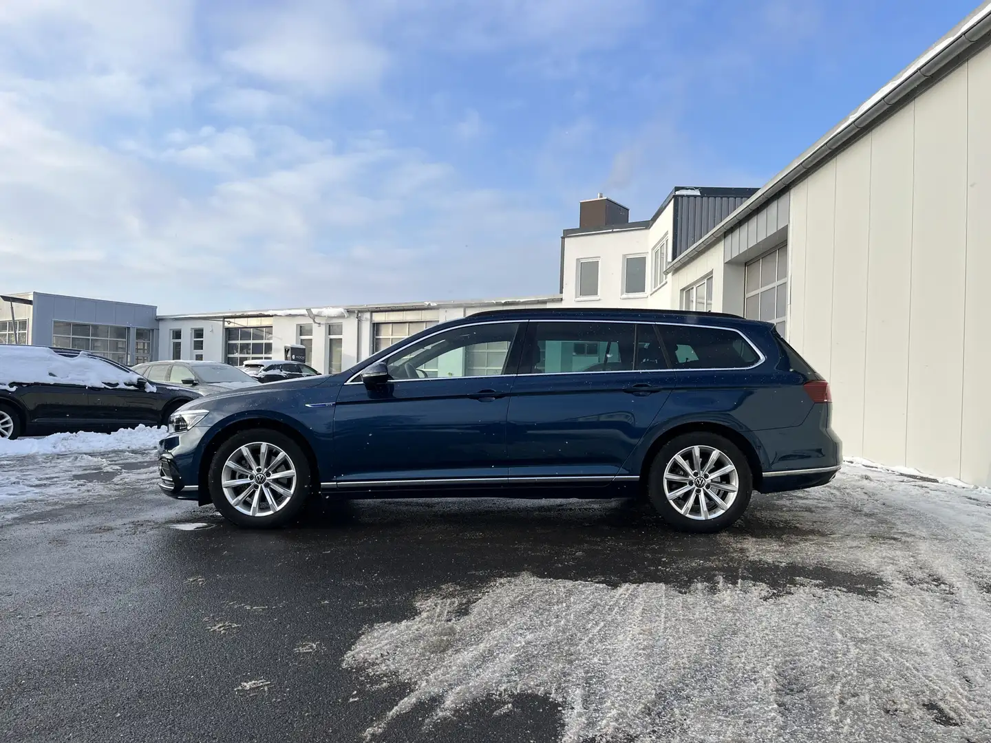 Volkswagen Passat Variant GTE 1.4 TSI 169€ m. 20% Anzahlung AHK STHZ Panor Bleu - 2