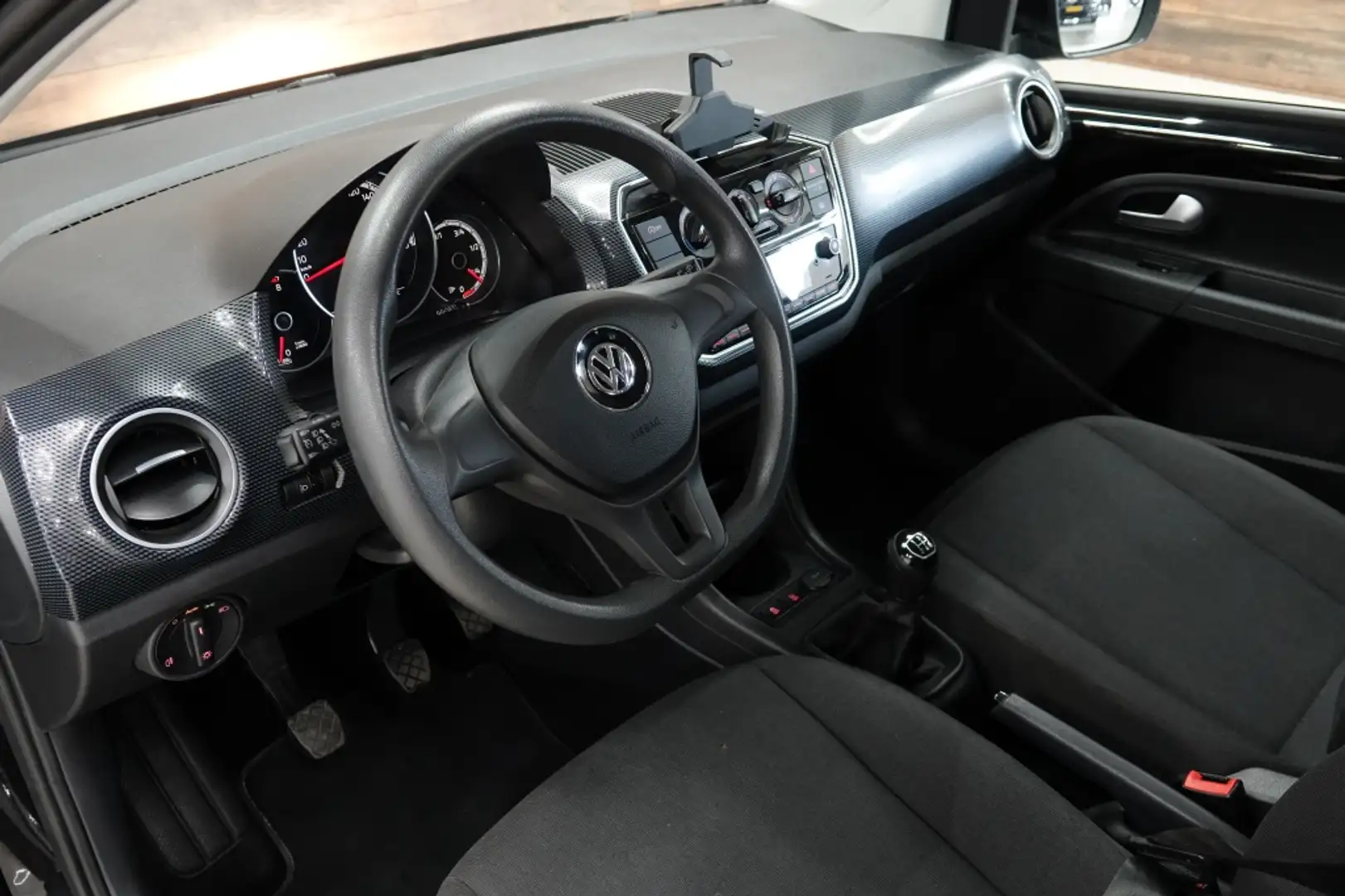 Volkswagen up! 1.0 BMT move up! | CRUISE | BLUETOOTH | AIRCO | Noir - 2