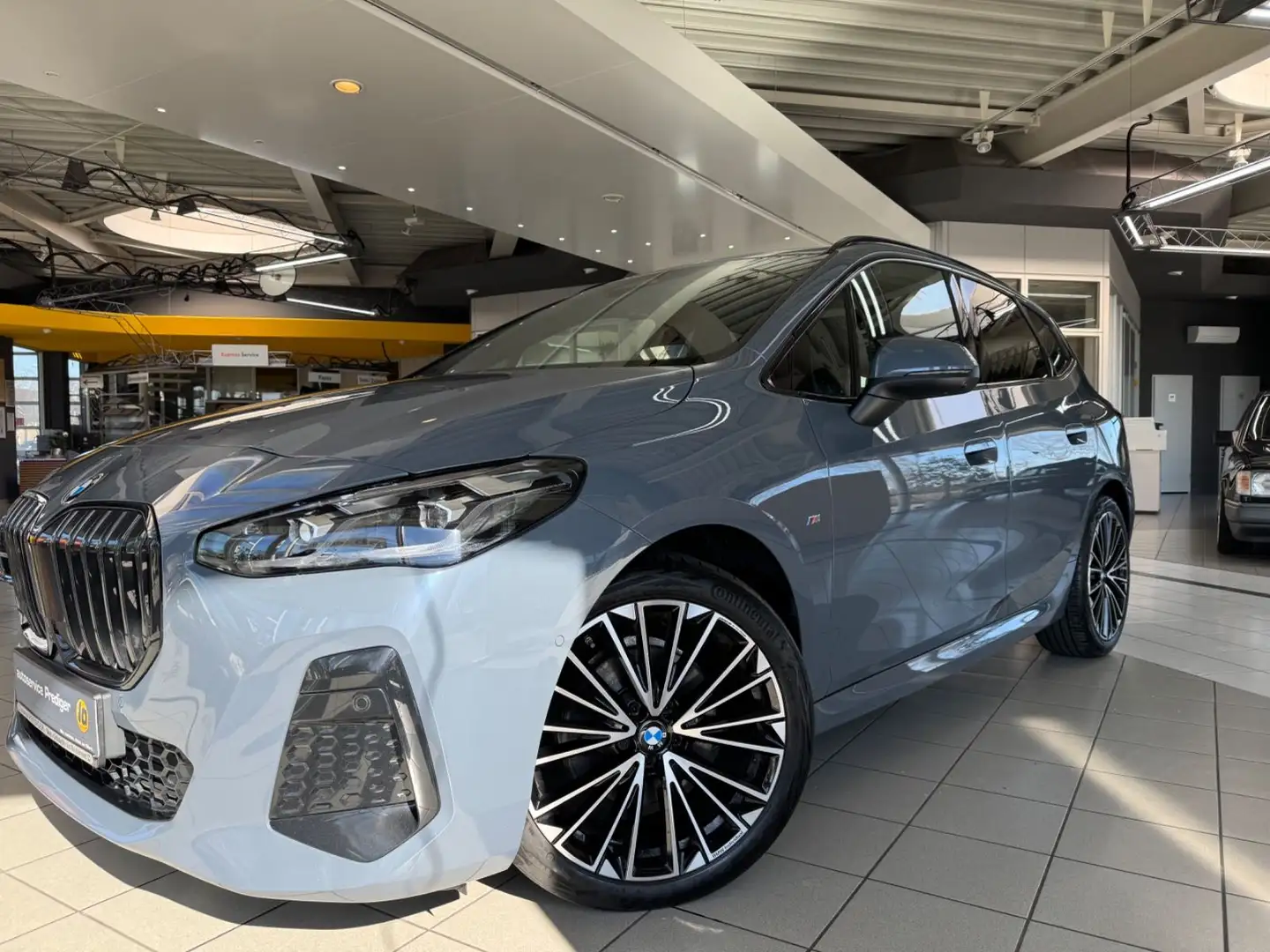 BMW 218 218 i M Sport*Head-Up*360 Kam* Grijs - 2